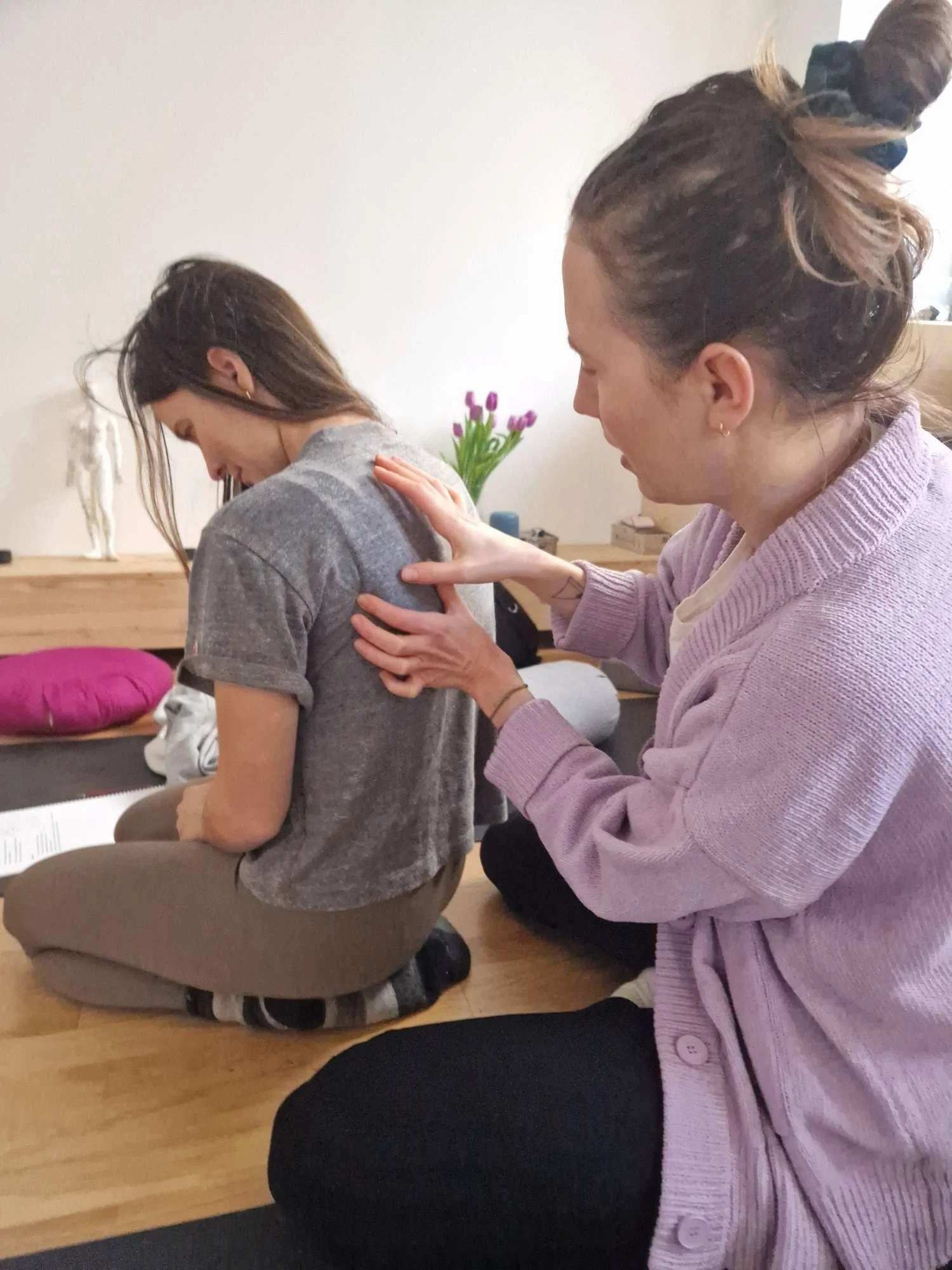 akupressurpunkt auf schulterblatt suchen