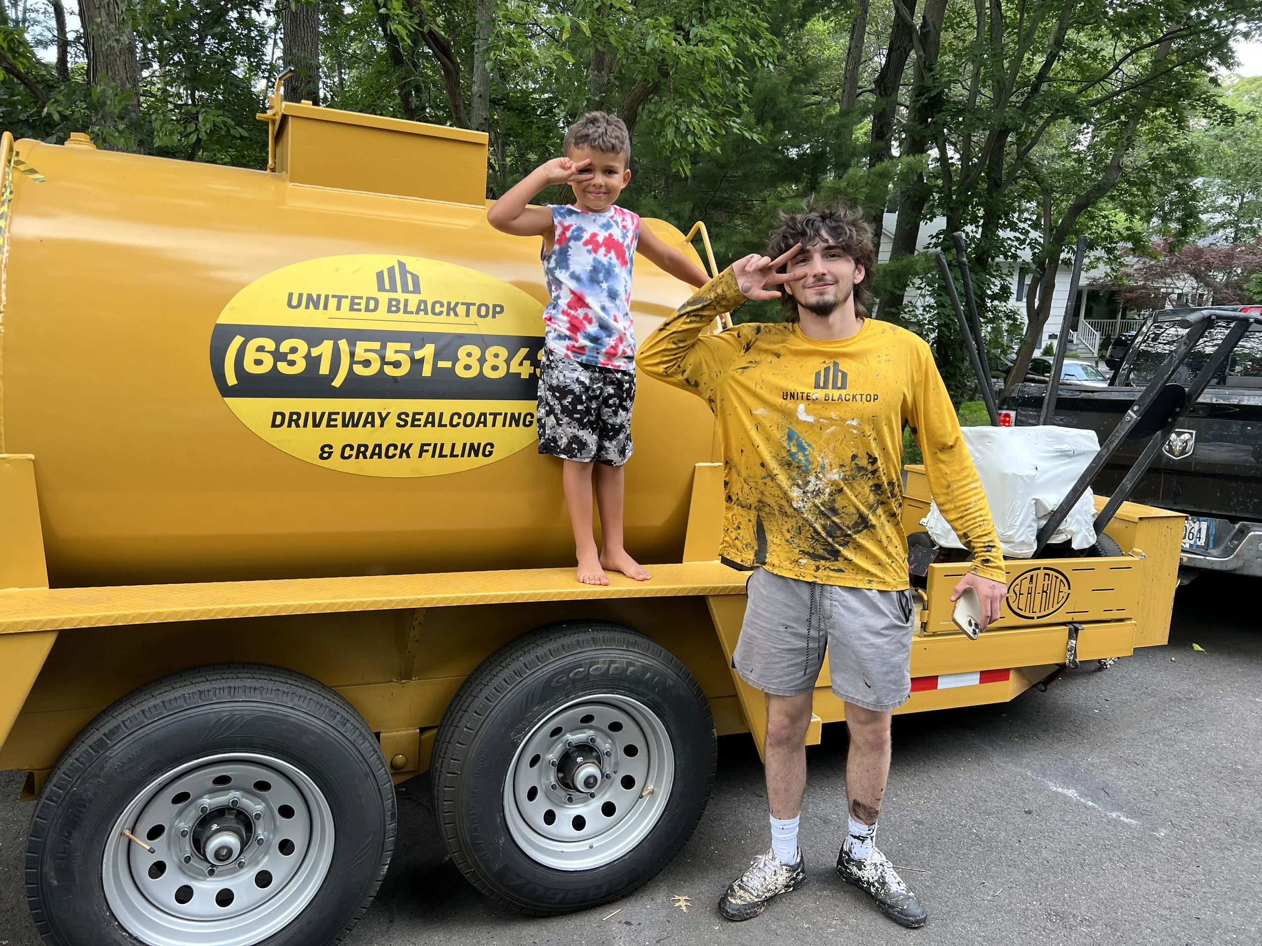 Sealrite-700-gallon-sealer-tank-Long-Island.jpg