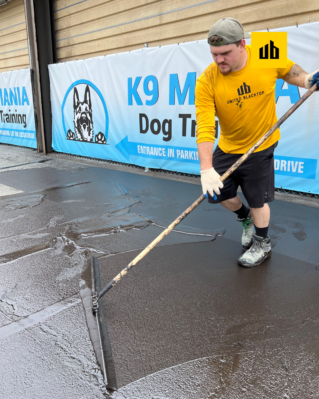 Asphalt-driveway-sealcoating-port-jefferson.png