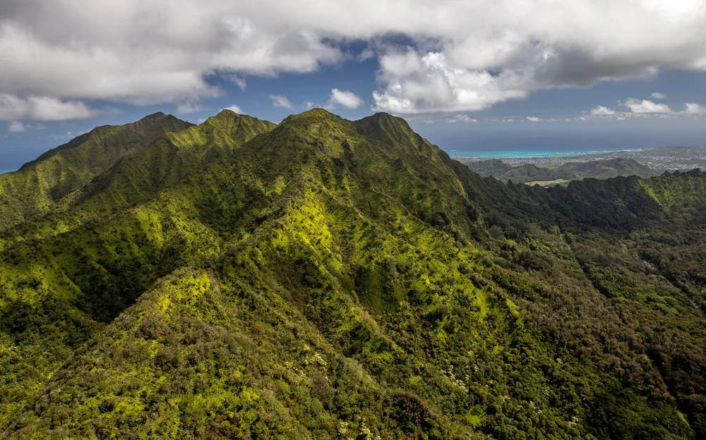 Moʻolelo — Hoʻoulu ʻĀina