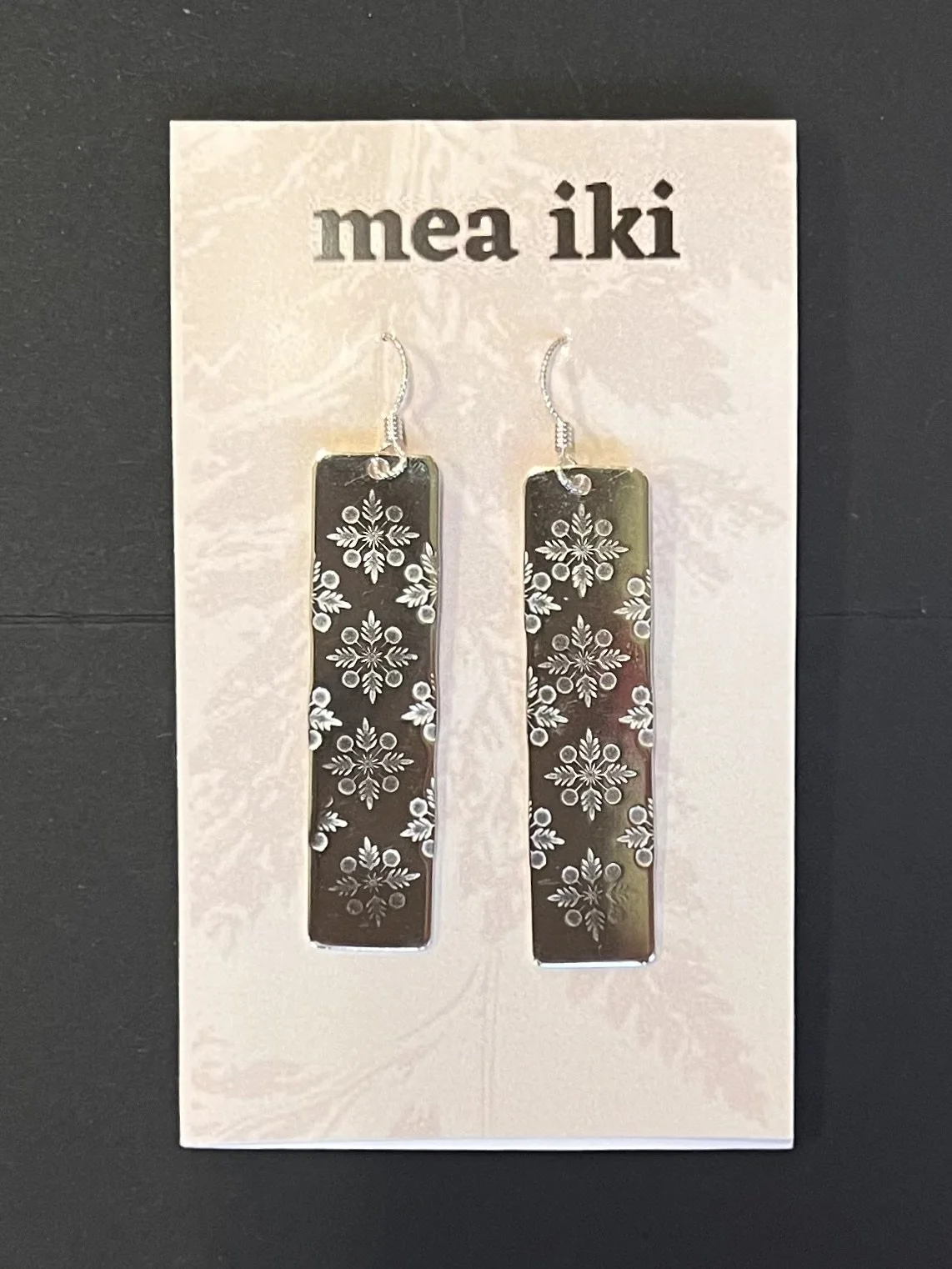 HawaiianDesignSilverUluEarrings.jpeg