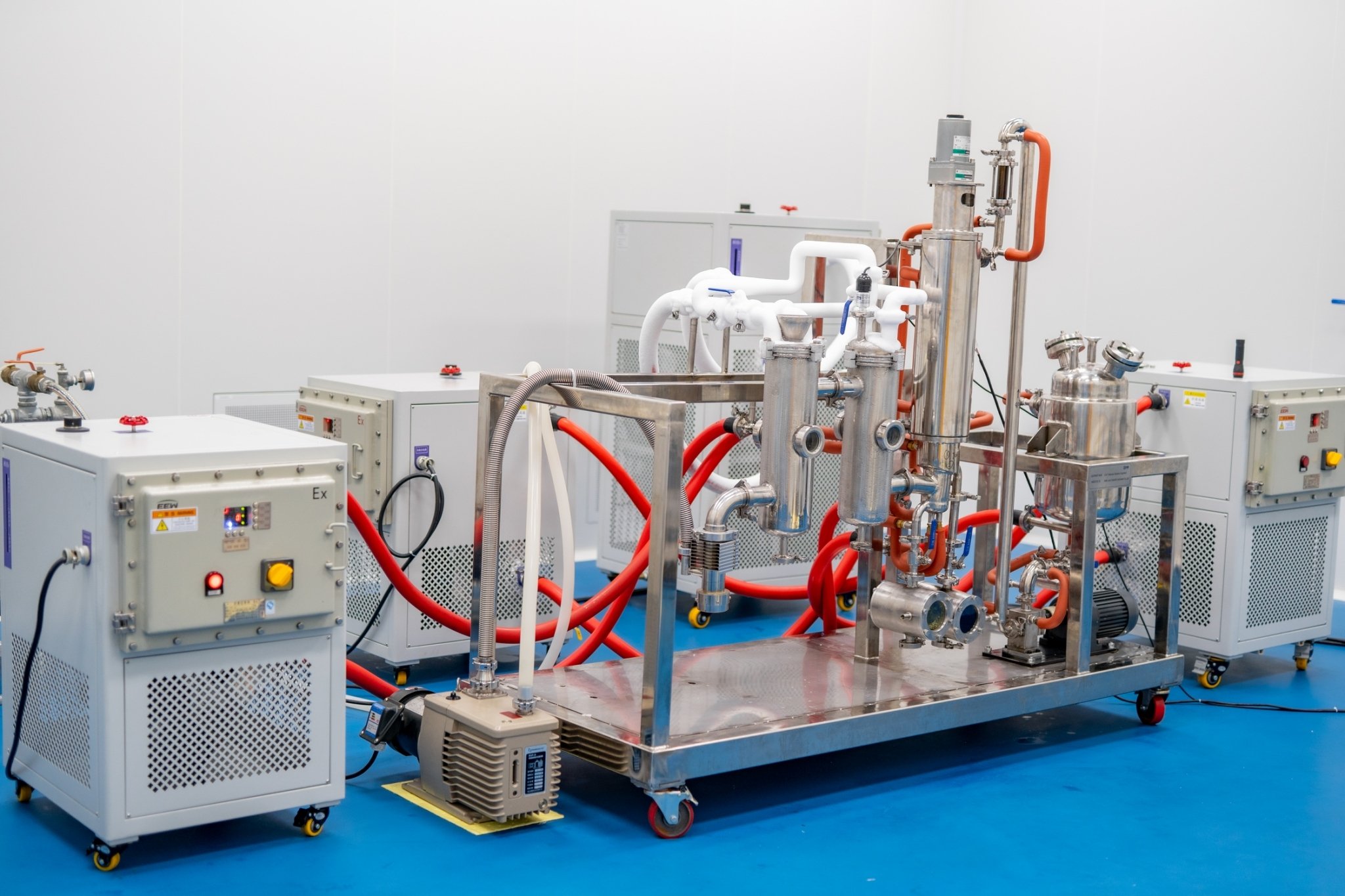LINE_ALBUM_Distillation_221002_2_0.jpg