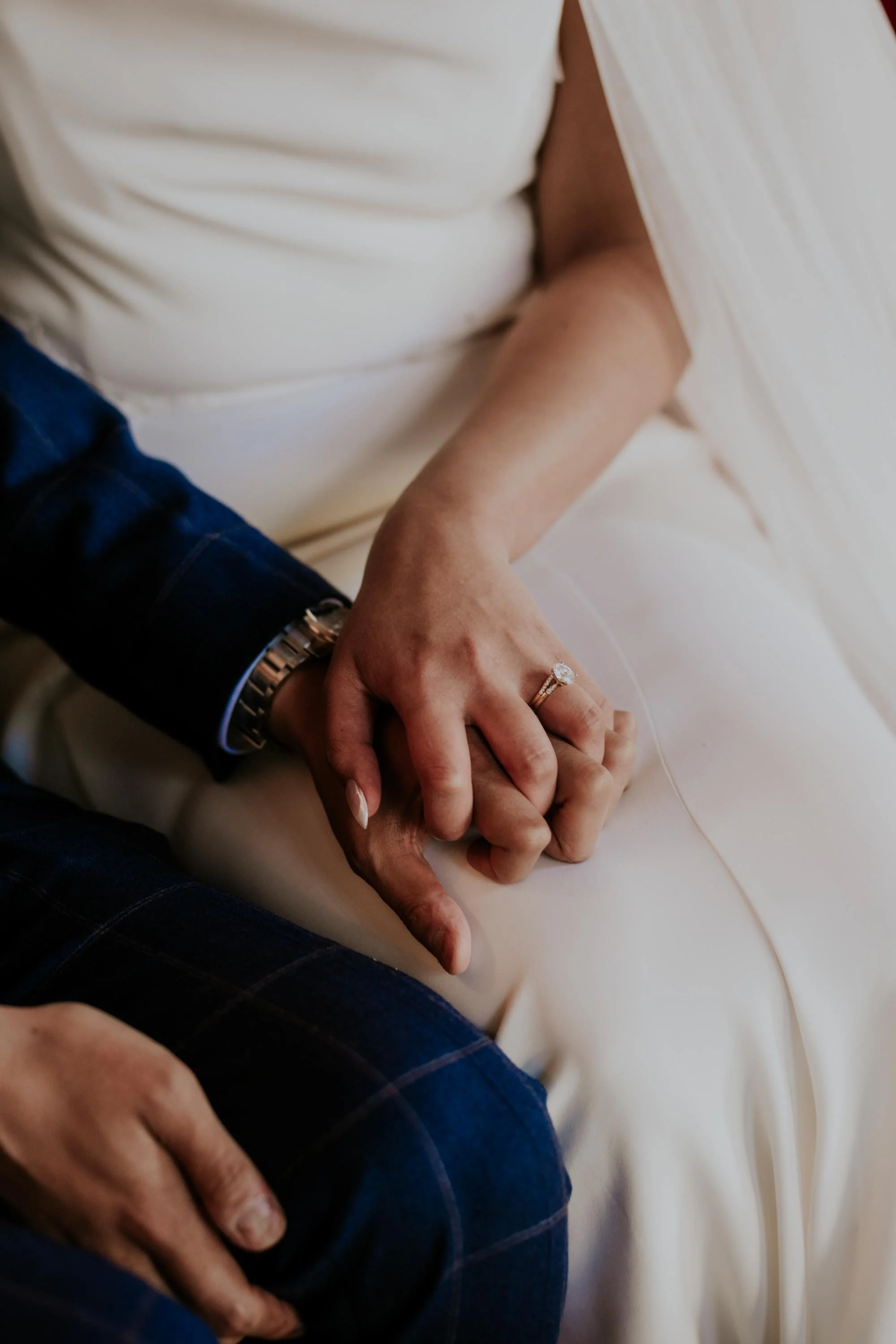 cliq-wedding-photography-couple-hands-ring-detail.jpg