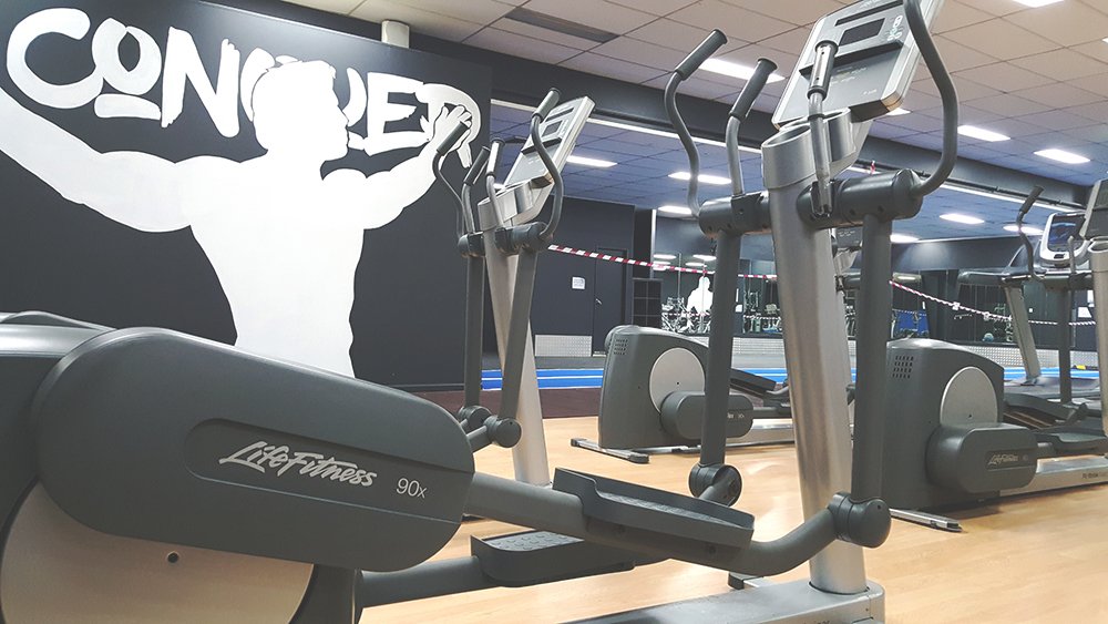 MigsXEze_OlympianGym_04.jpg
