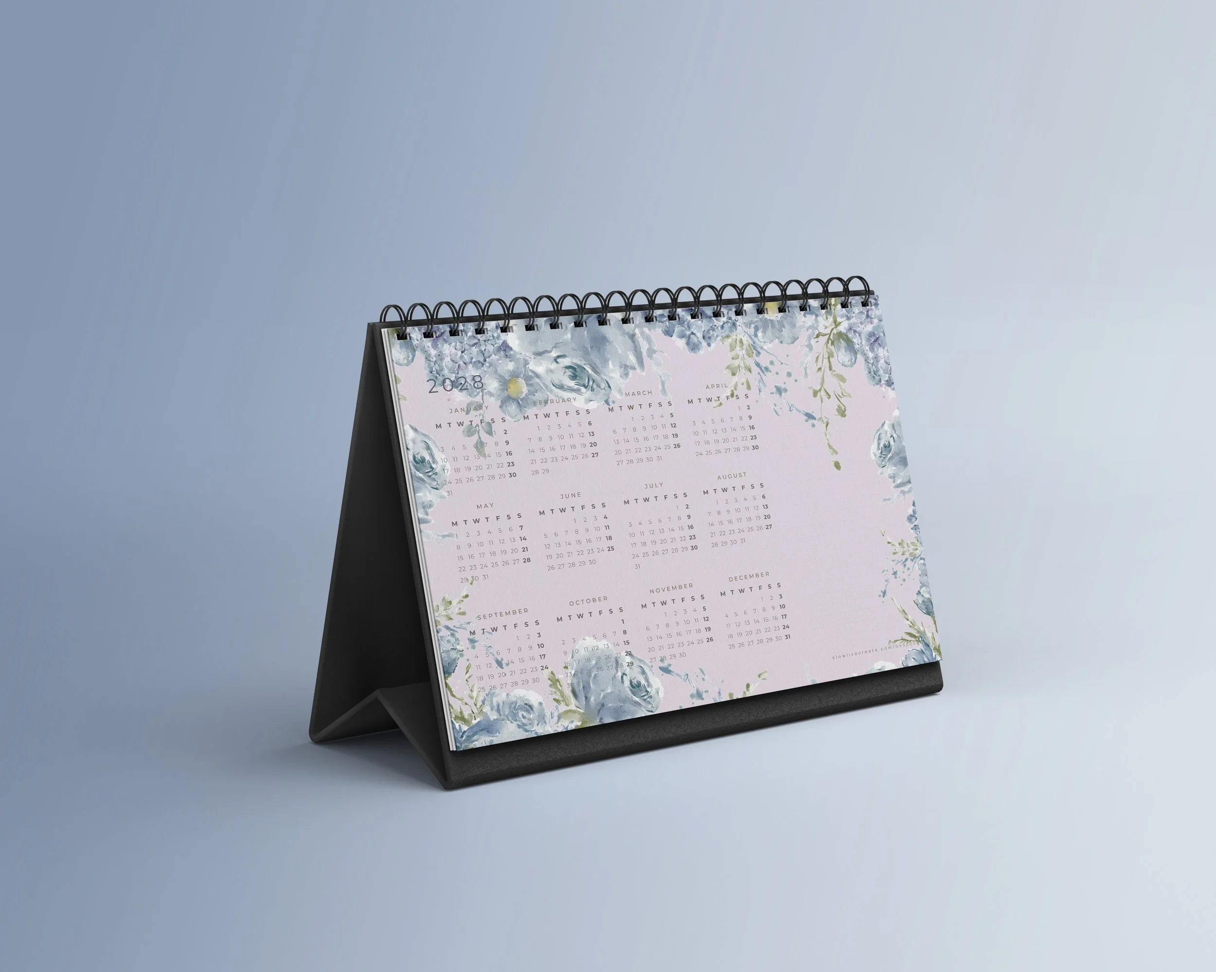 Free Desk Calendar Mockup 6.jpg