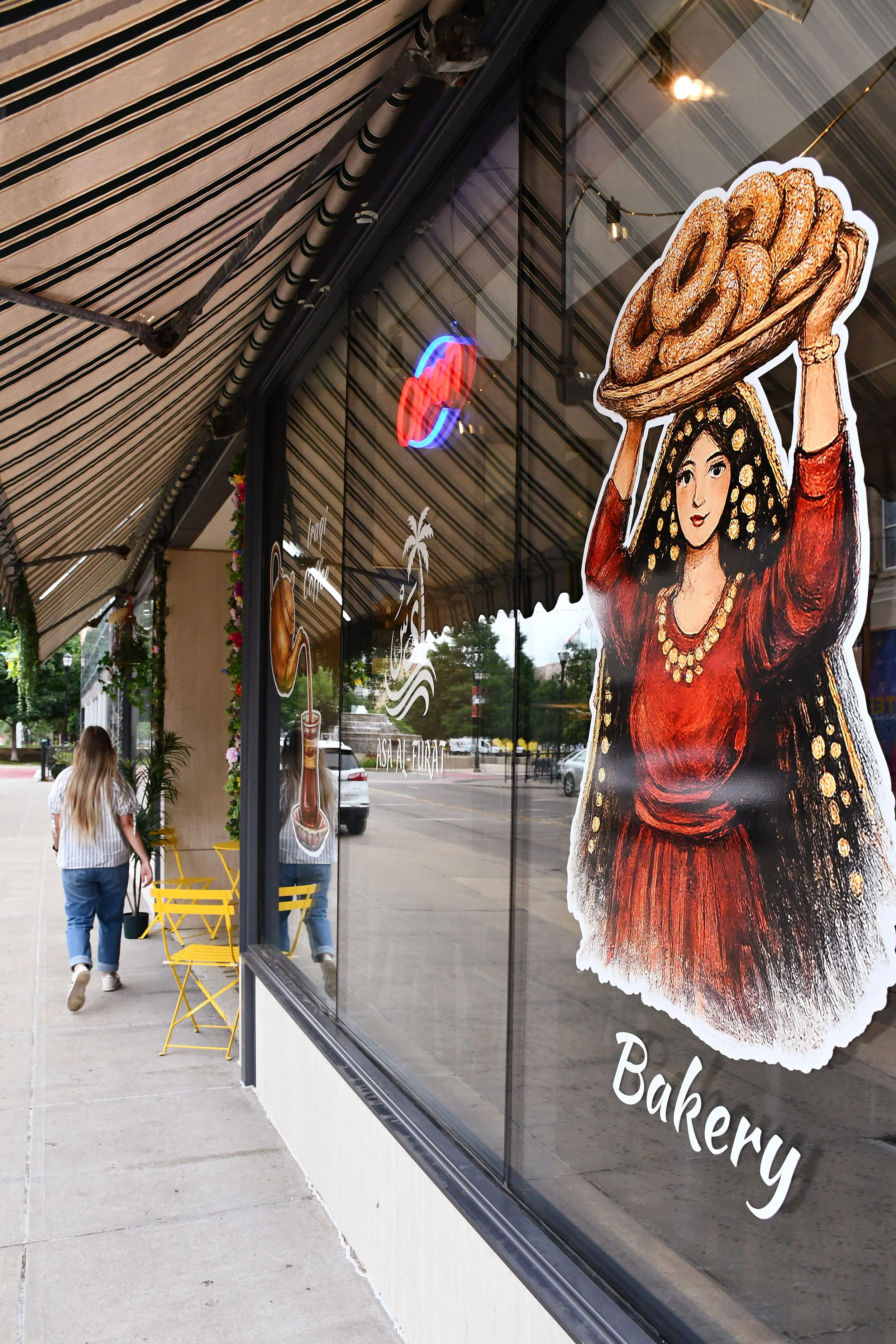 Asa Al-Furat, an Iraqi coffee shop and bakery, bridges cultures on Route 66 in Springfield — Ozarks Alive