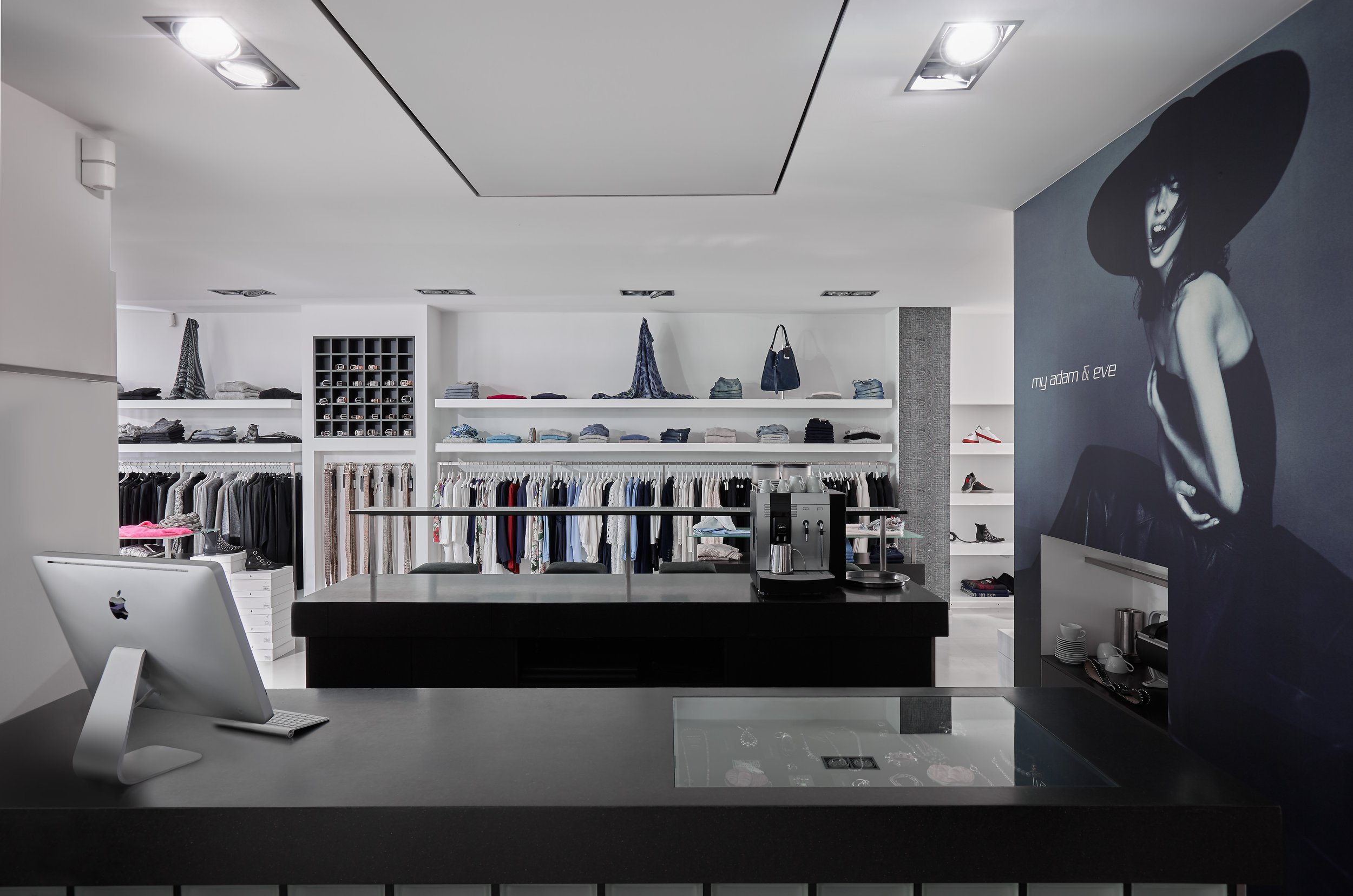 adam&eve_store_innen_2a.jpg