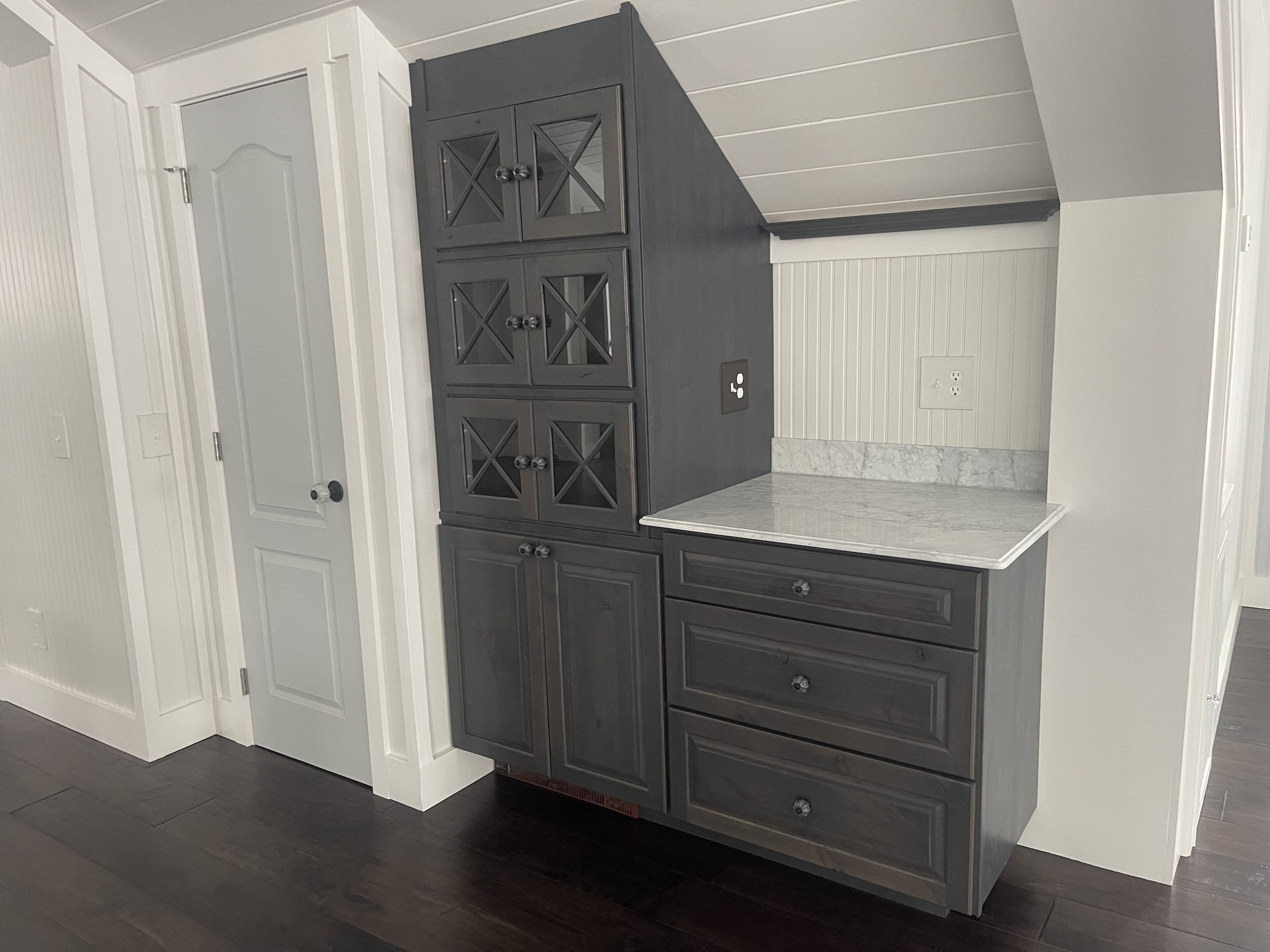 Butler pantry