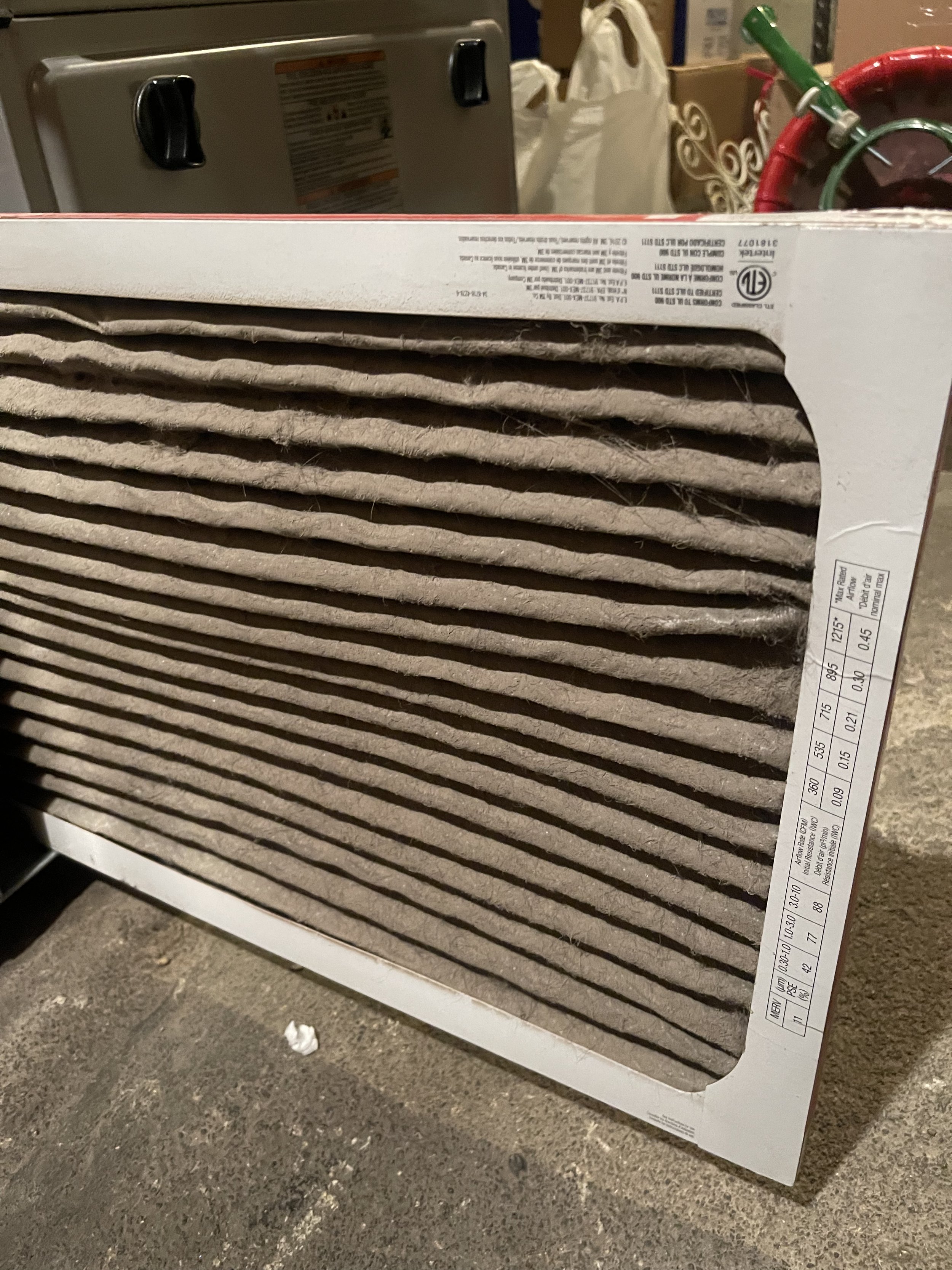 Forced hot air filter replacement