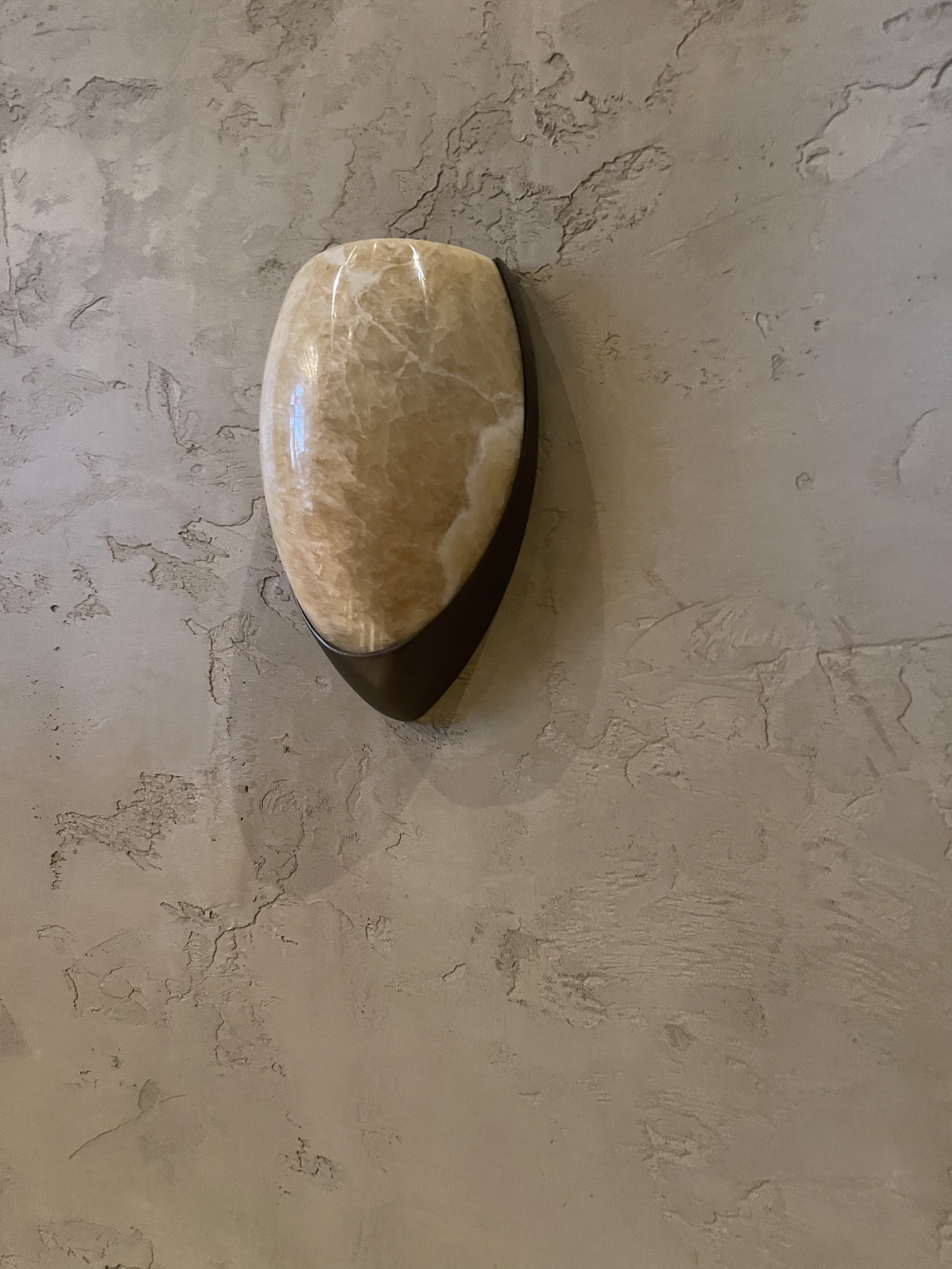 Calcite light unlit