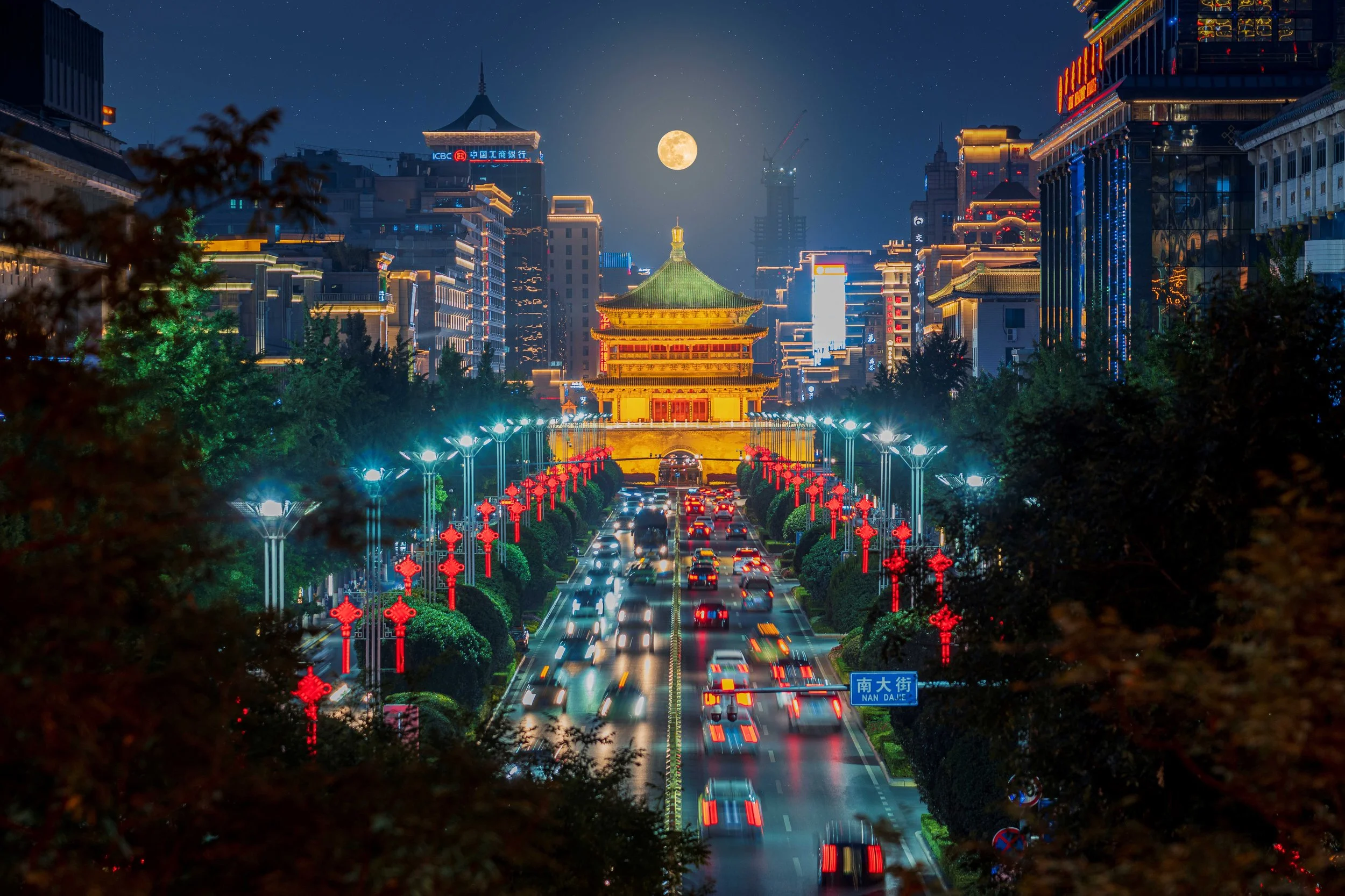 Moon-social-media-3.jpg