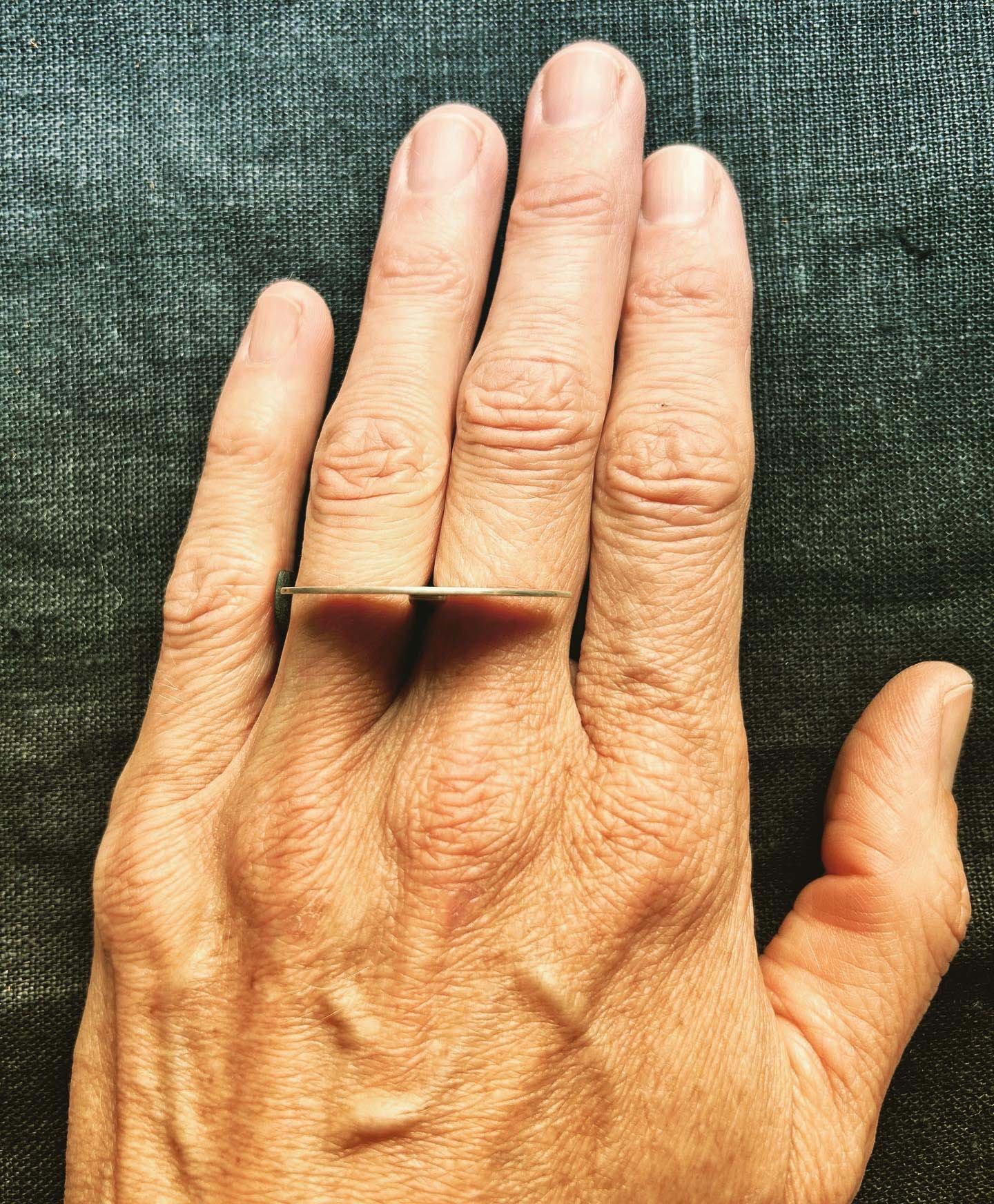 ulu_womansring5.jpg
