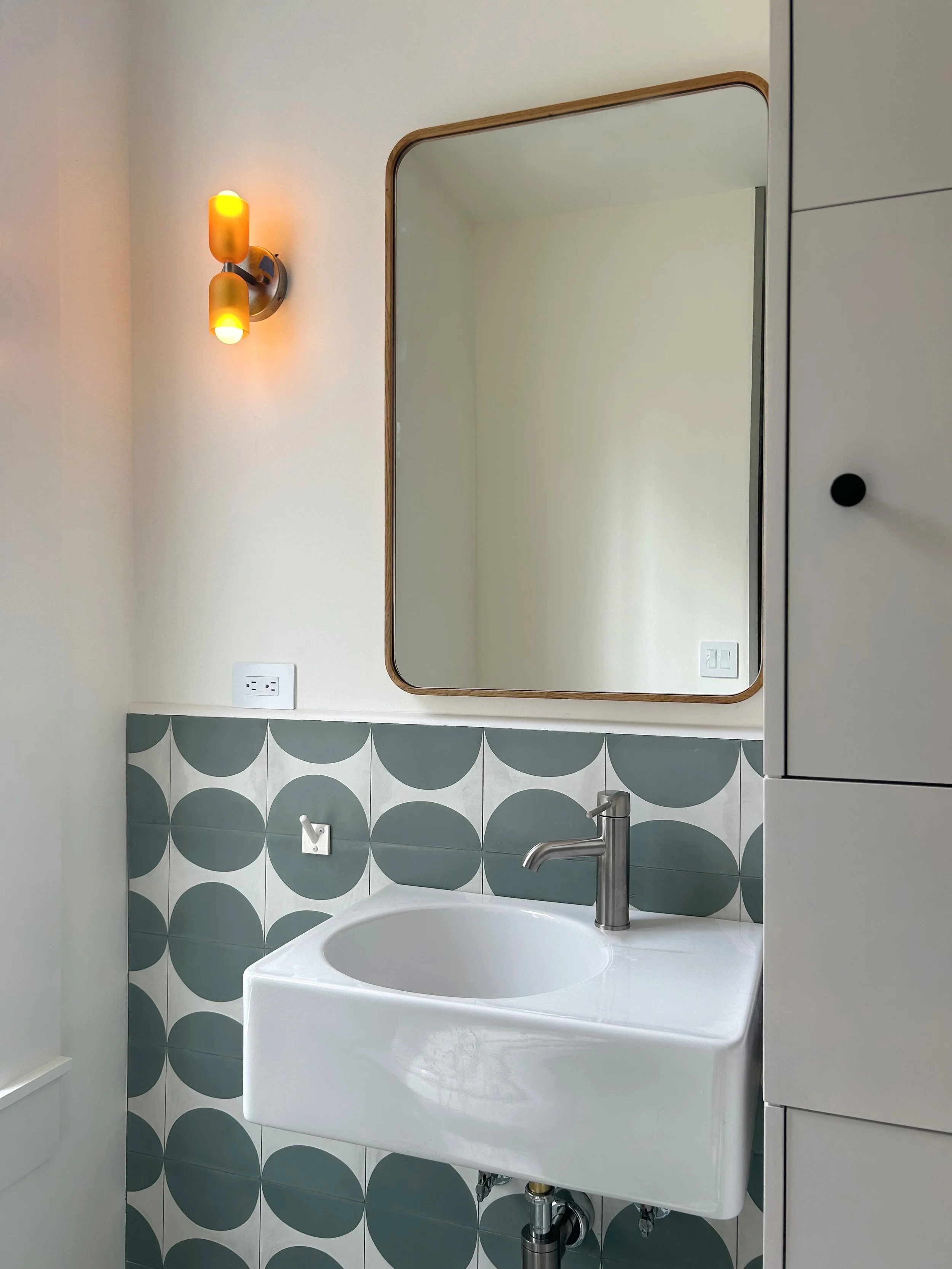 Bathroom_4_website.jpg