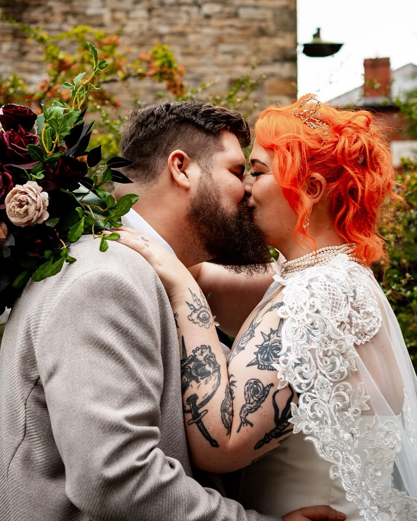 ⚡️LAURA AND JAMES ⚡️
 
Laura and James kicked started their marriage in STYLE  yesterday over at @thecirclebacup! 🔥

With everything from swing bands, bingo hosted by the awesome @that.celebrantguy, fake tattoos and solid dance moves&hellip; it was 