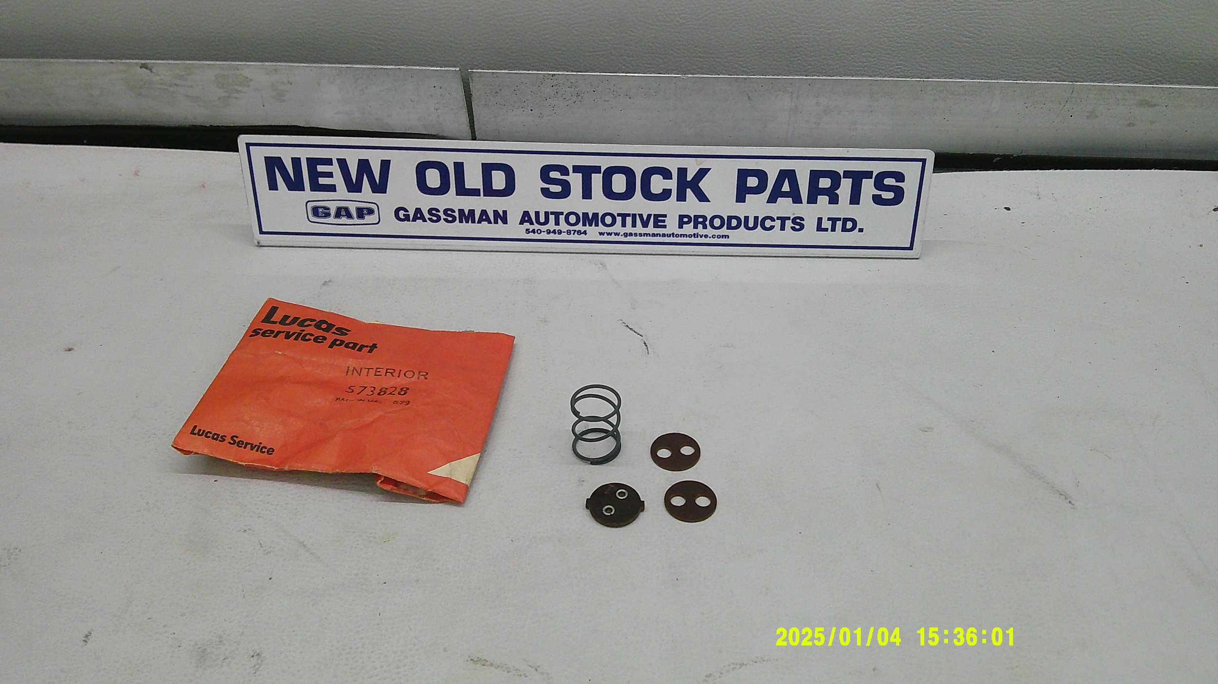 NOS Lucas TR, AH, MG, Morris, Rover, Jag Tail Light Bulb Holder Repair Kit