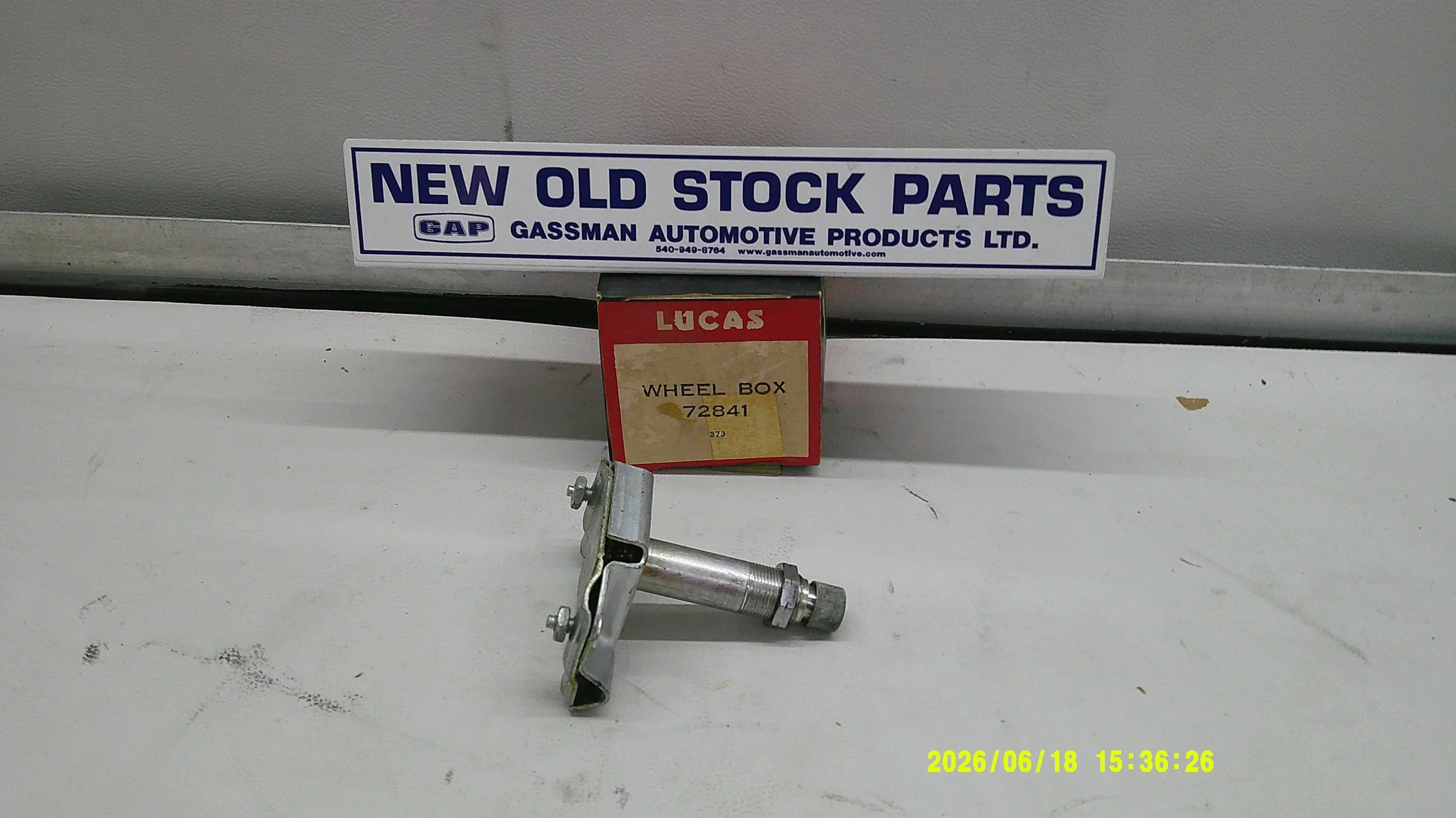 NOS Lucas TR, MG, Jag Wiper Wheel Box