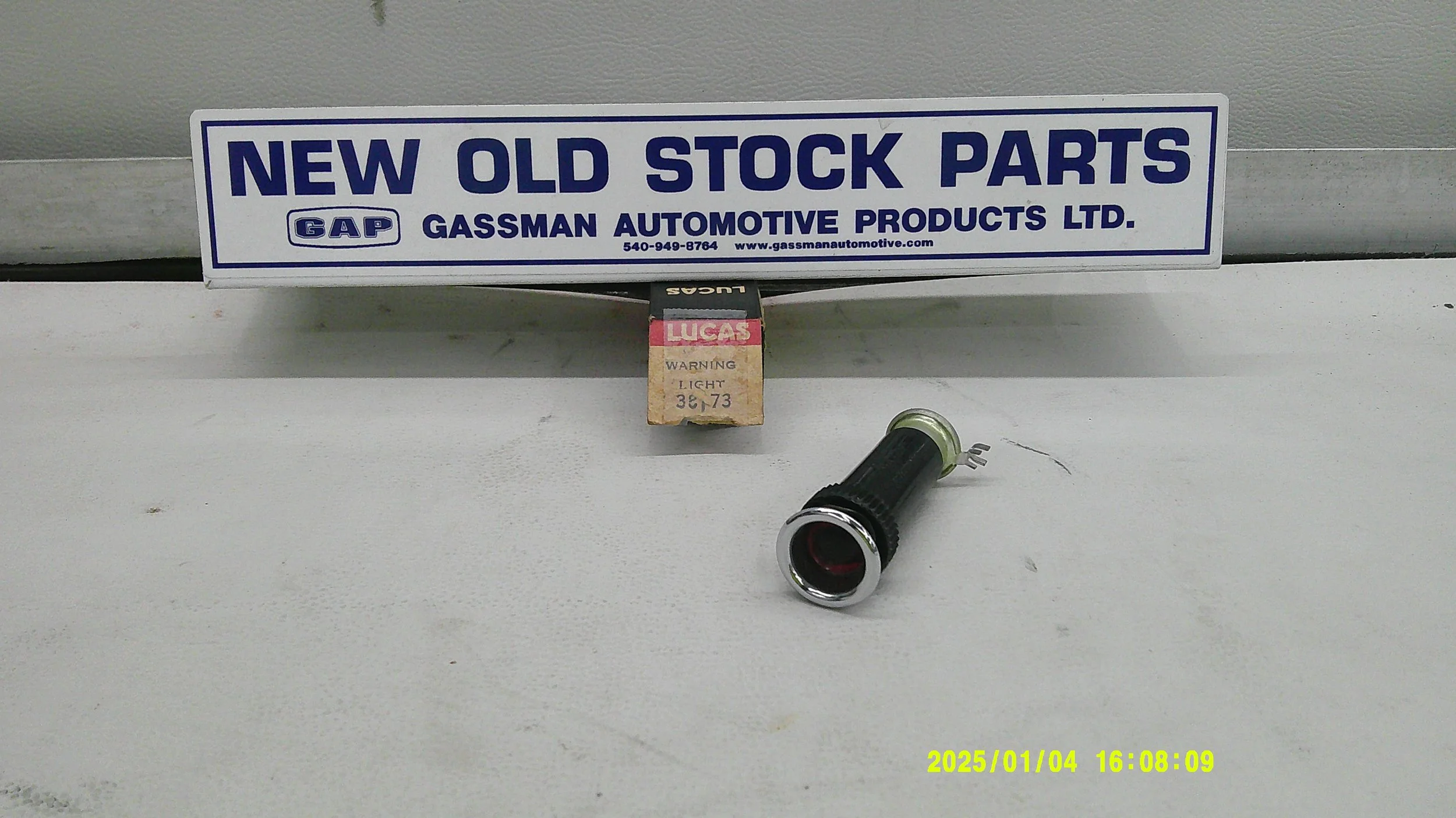 NOS Lucas  Warning Light, VERY UNUSUAL!