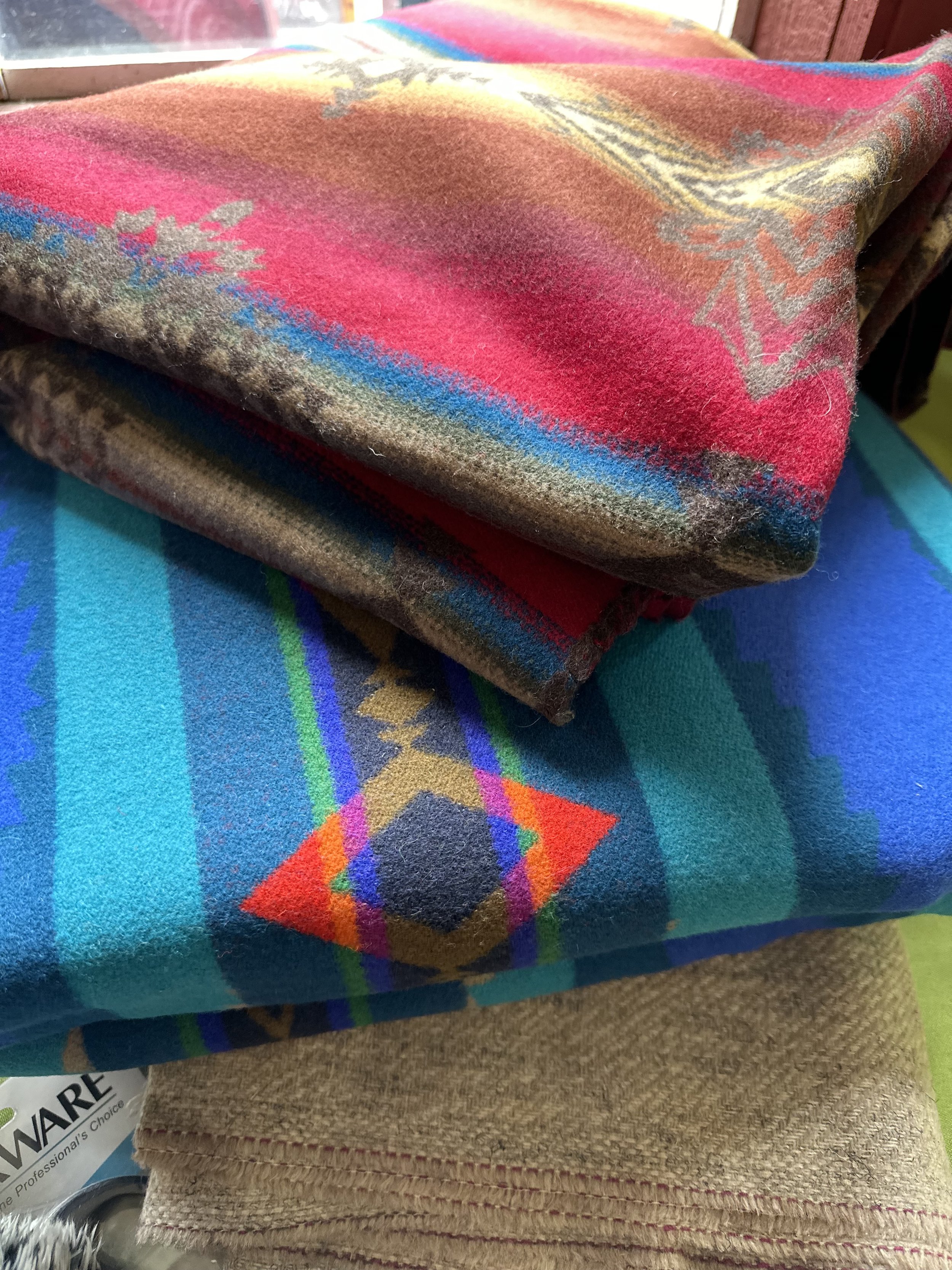4/27 - 1 Day Sale at the Red Barn in Scappoose