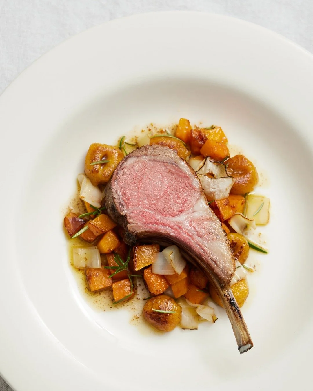 🐑 Aussie Lamb ..... Easter Ready

Aussie lamb will surely make an appearance this Easter, and for good reason. It&rsquo;s a classic that brings people together.

From all of us at Wrights, we&rsquo;d like to wish our customers, suppliers, and chef c