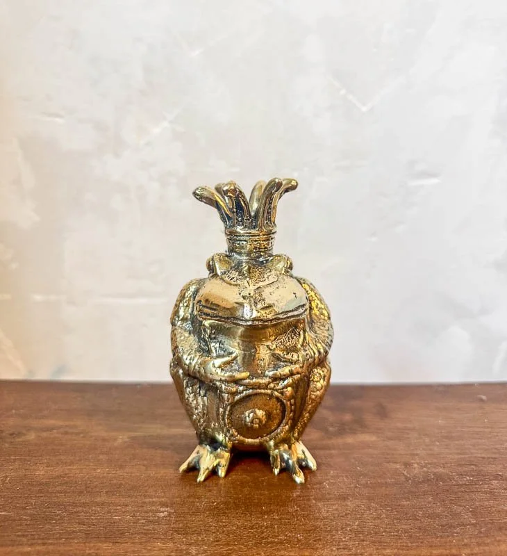 Interiors-brass-crowned-frog.jpg