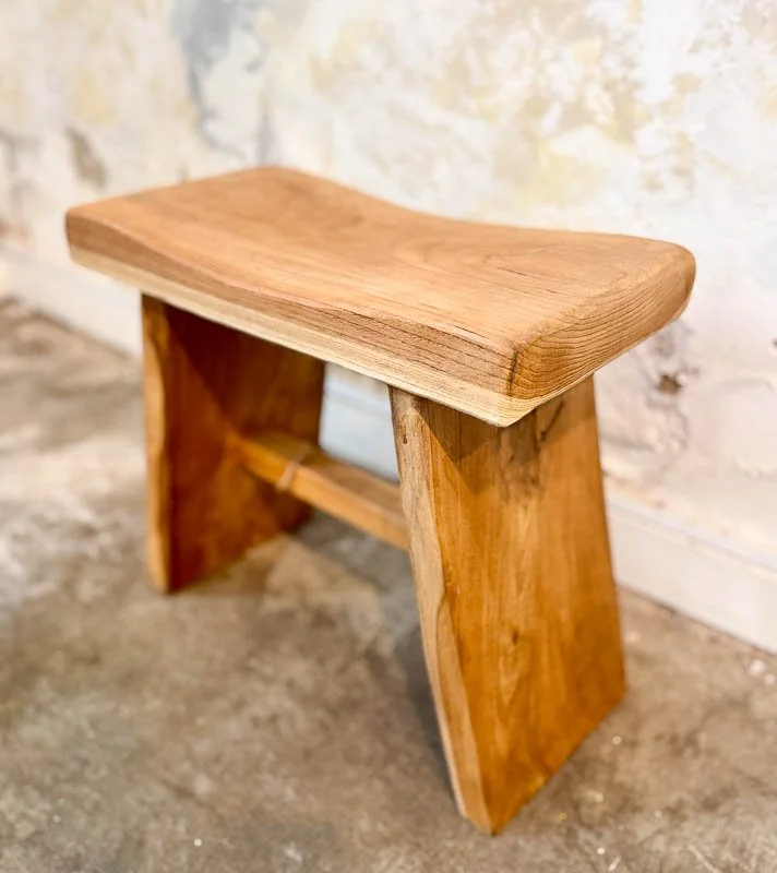 marigold-interiors-stool-timber-natural-side.jpg