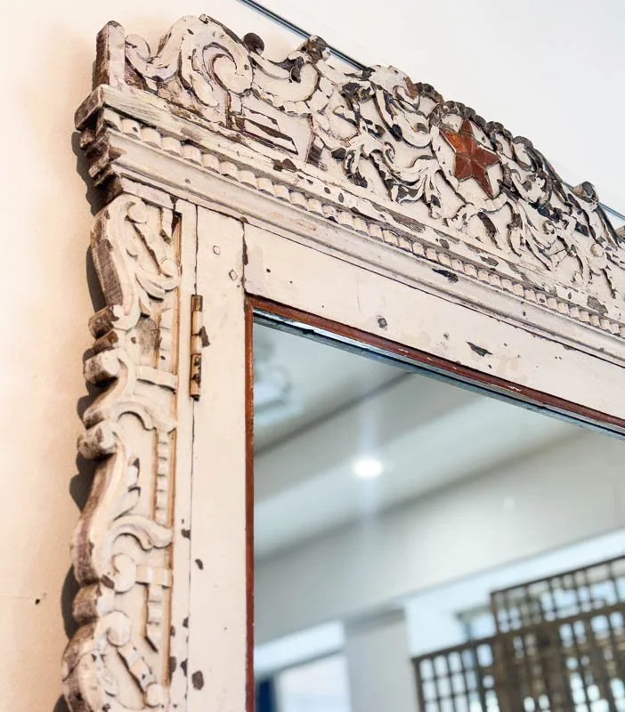 marigold-interiors-vintage-carved-mirror-decorative-detail.jpg