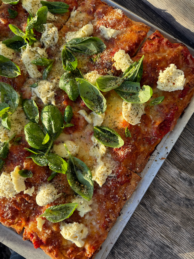 Margherita Tray Pizza