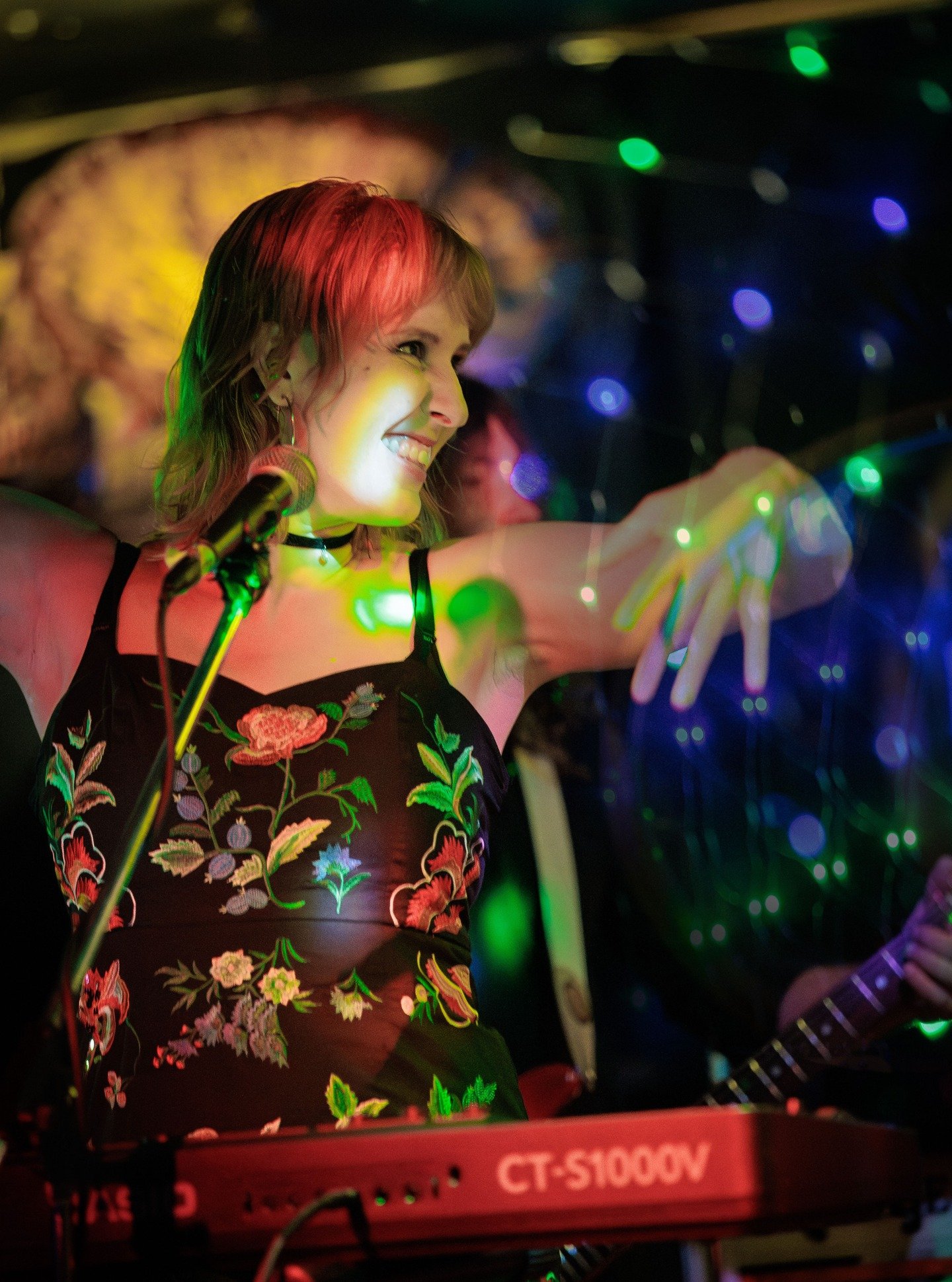 @thevineyard_official from last Thursday night. What a VIBE! St Kilda, you brought the party!
Photos: @chriscobernphotography 
@al.vasse @cameron_s3xy @jamesguitarmcgrath @vineyardstkilda @vineyard.openmic #stkildamelbourne #melbournemusicscene #sing