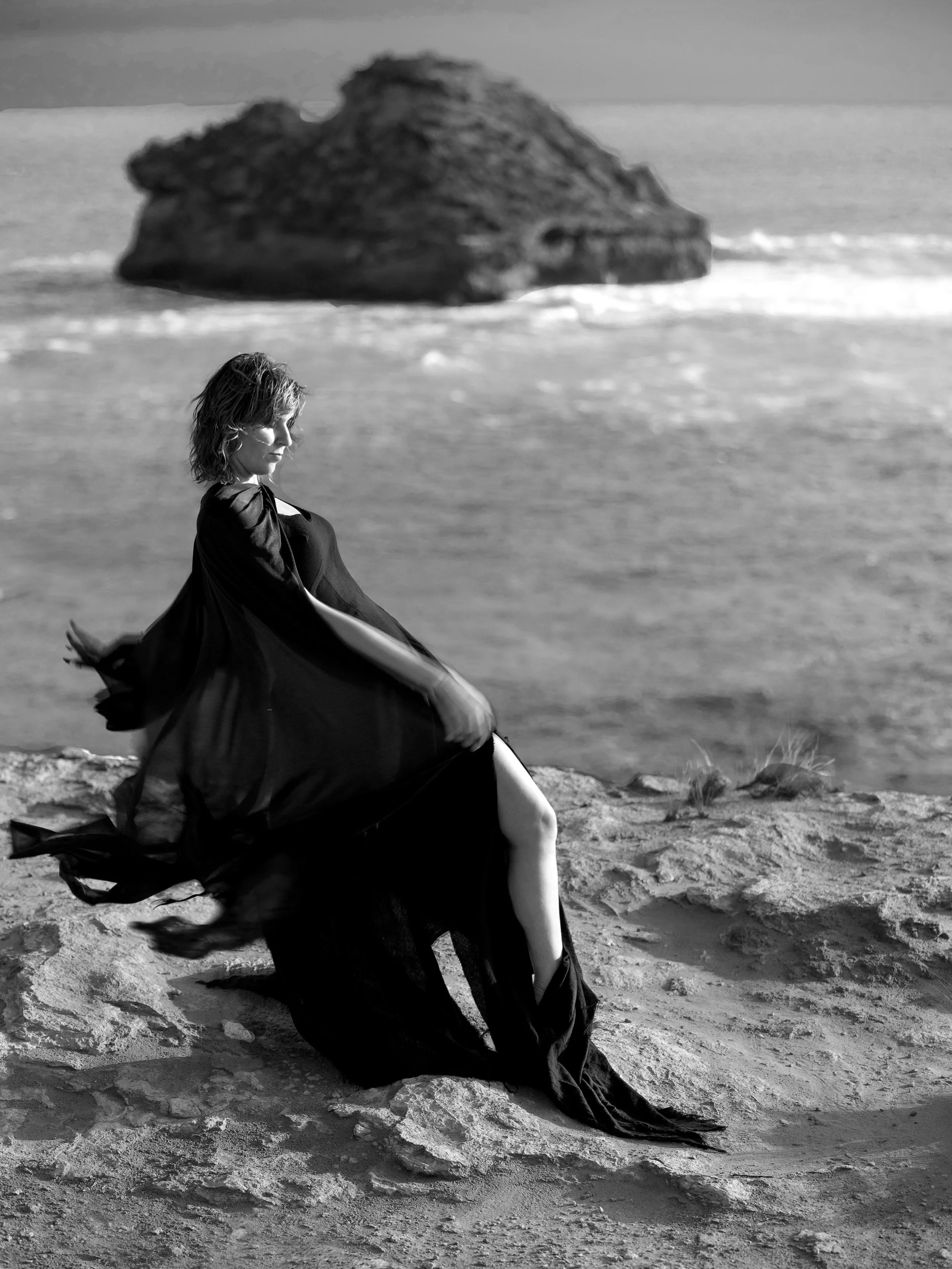 The countdown is on! 3 days left til the latest creation from Duxieville comes strutting down the red carpet 💃🏼

&lsquo;After The Storm&rsquo;
15.5.26

📸 @chriscobernphotography 

#musicvideo #melbournemusic #afterthestorm #singersongwriter