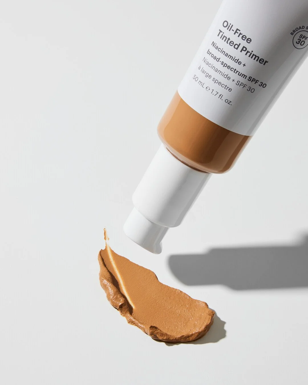 Smooth, blur, and perfect ✨

Our Oil-Free Tinted Primer evens tone, refines texture, and creates a soft-focus base for makeup that lasts all day.