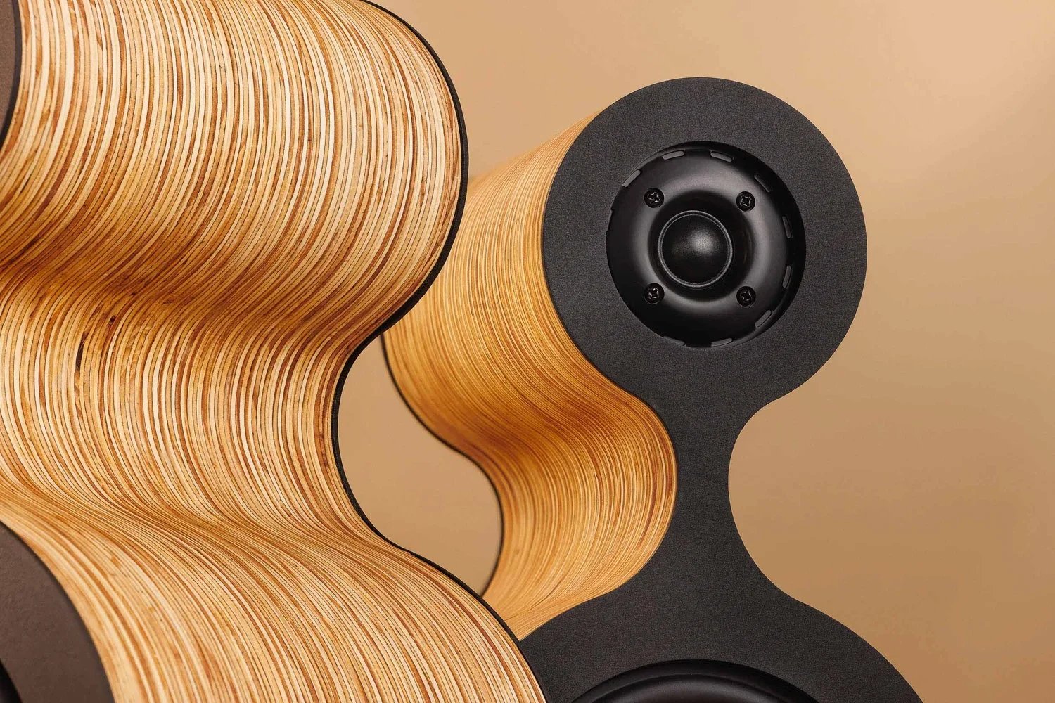  Fourier Acoustics  
 Compact Sophistication. Powerful Stereo Sound 
