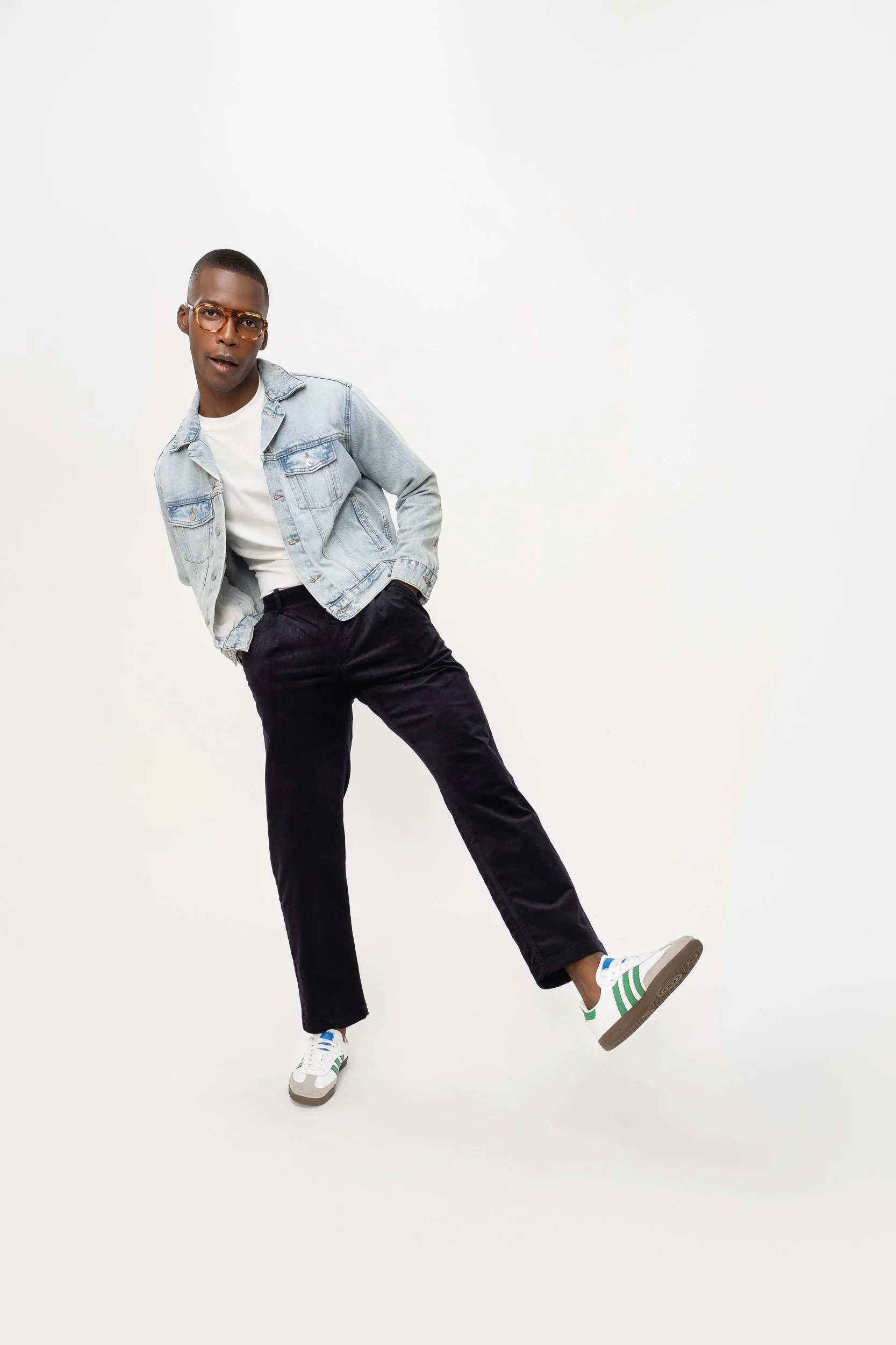Youth-fashion-studio-photoshoot-7.jpg