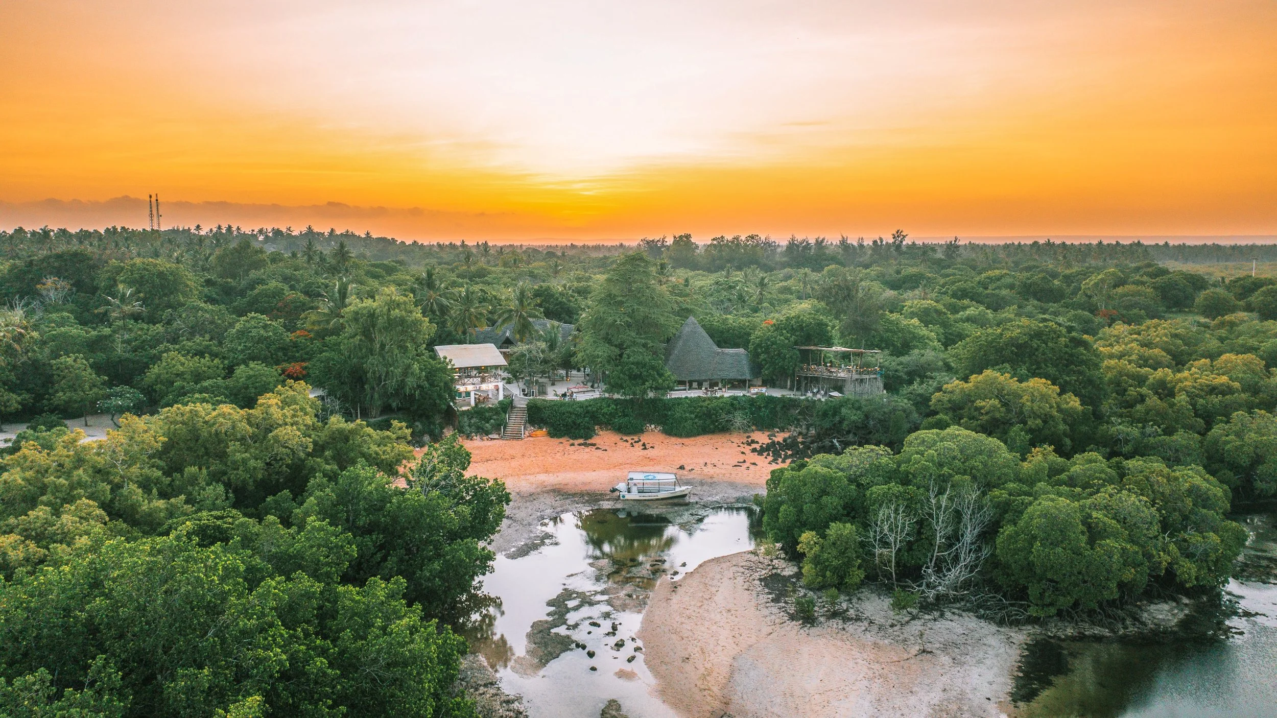 The Mida Creek Hotel photos & videos