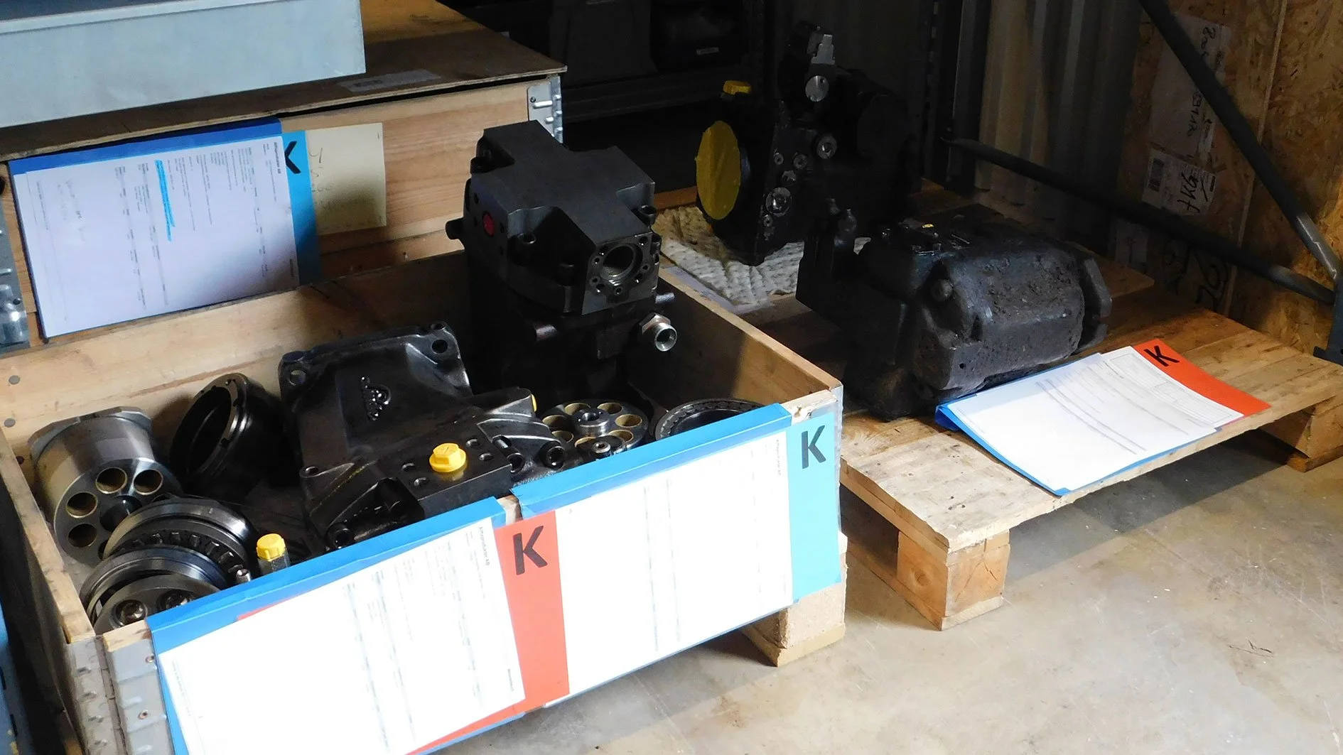 Hydraulpump på lager, snabb leverans.