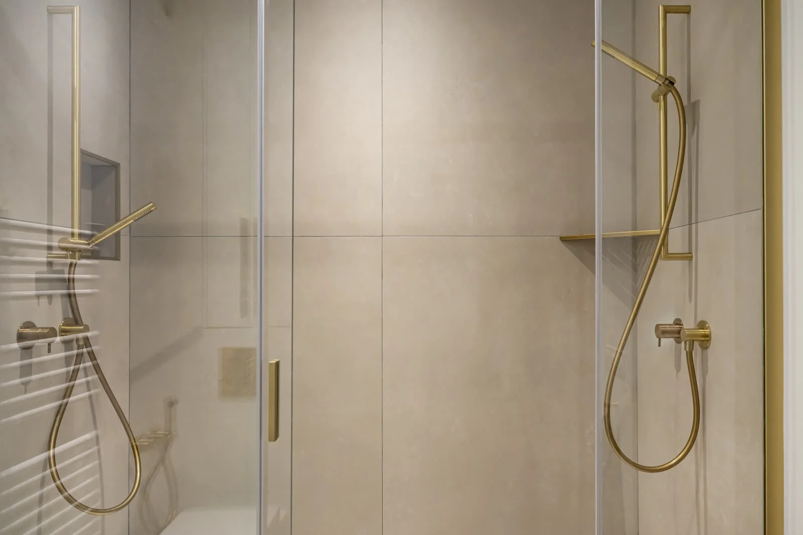 42 Rue Mirabeau (73) copy.jpg