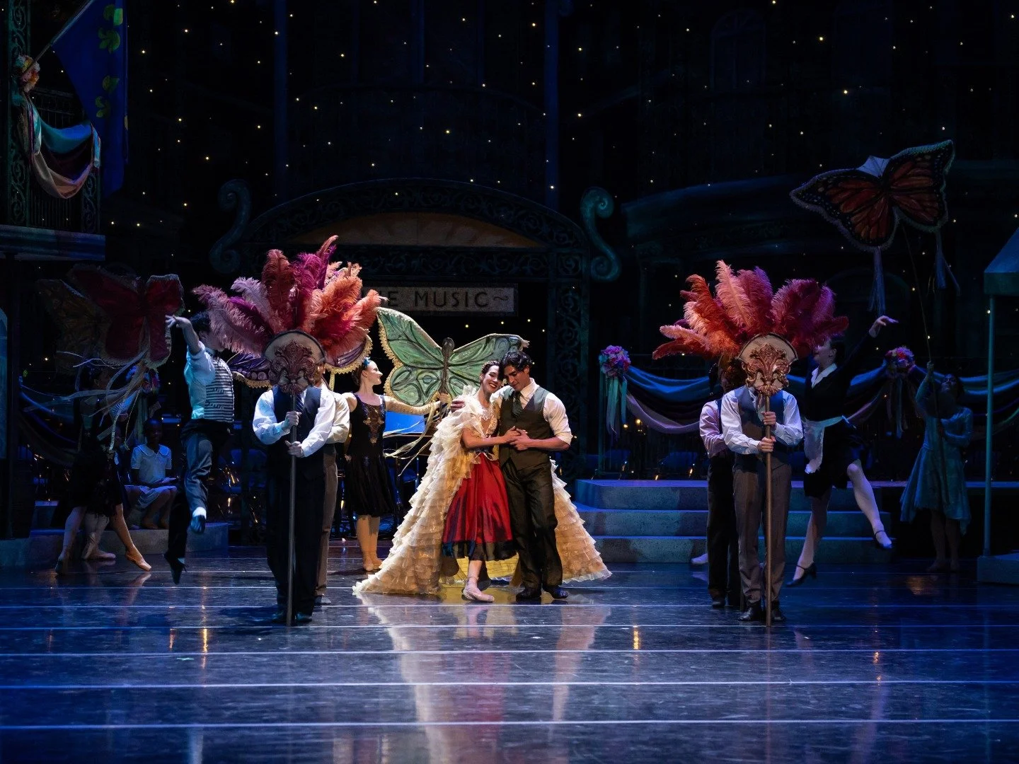 Production Photo of Musetta
Dancers: Francesca Dugarte, Sabastian Zamora
Photo by: Jennifer Zamuda
Costume made while under contract with BalletMet Columbus