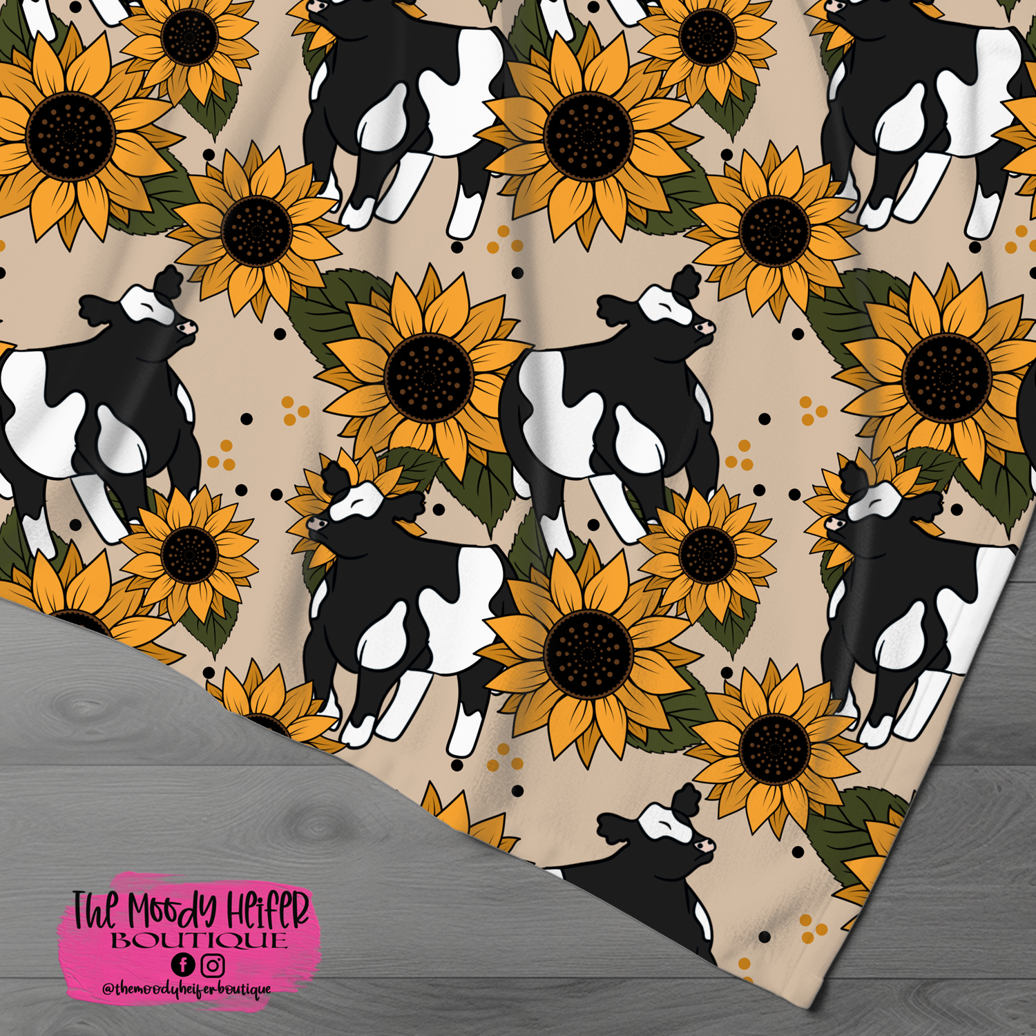 cattle sunflower blanket.png