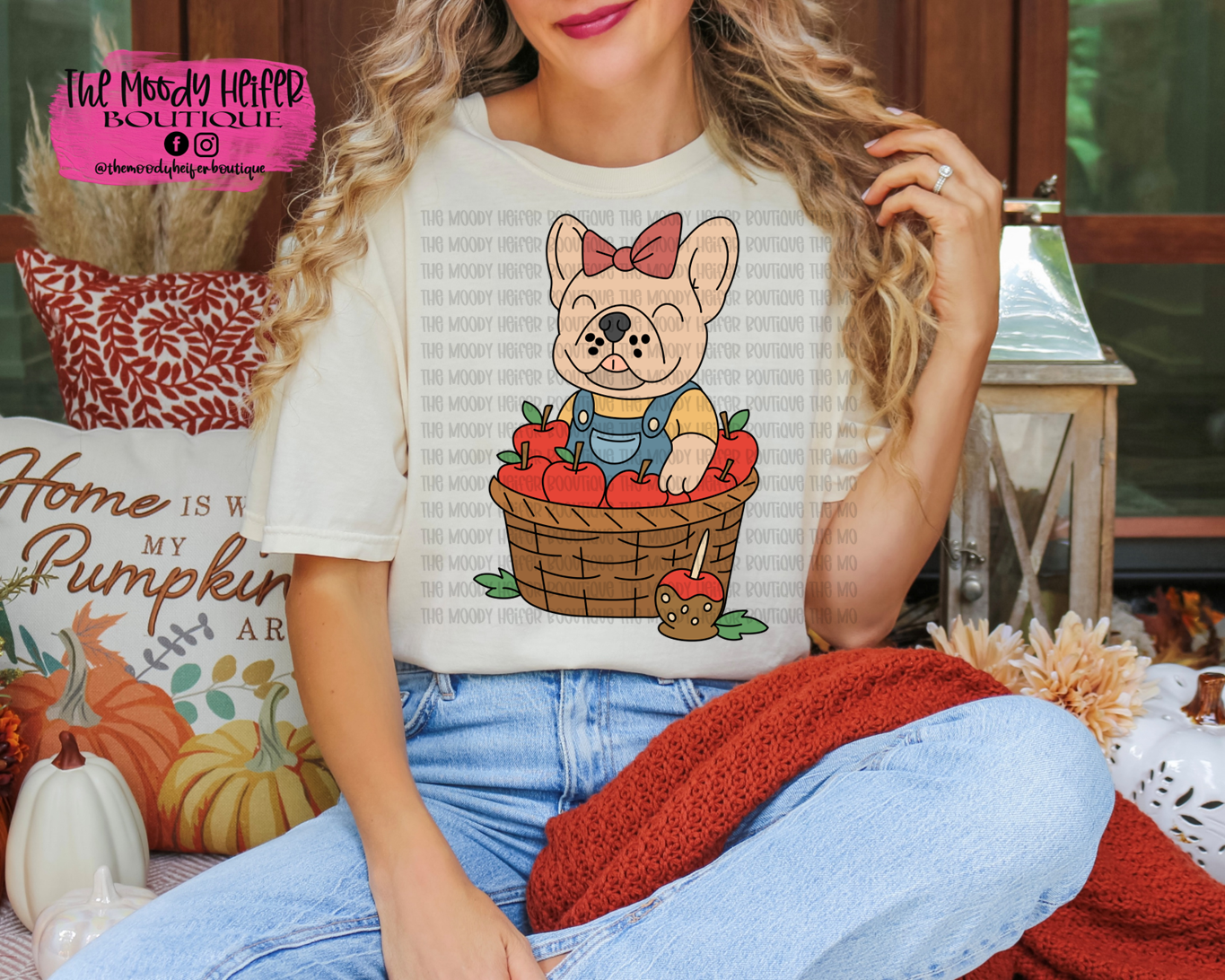 apple picking frenchie.png