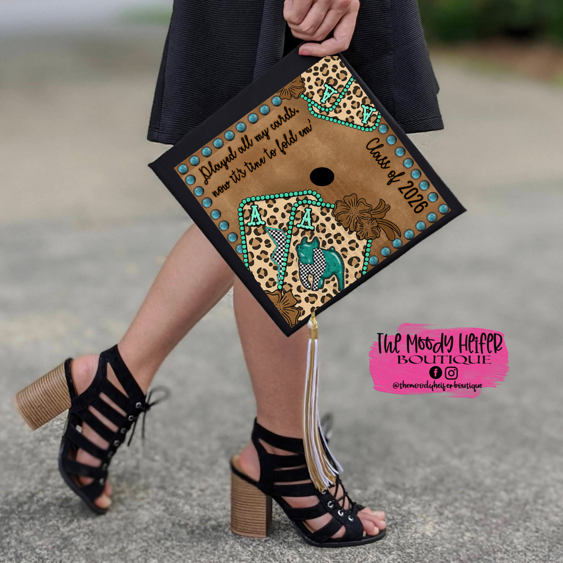 cards pig grad topper.png