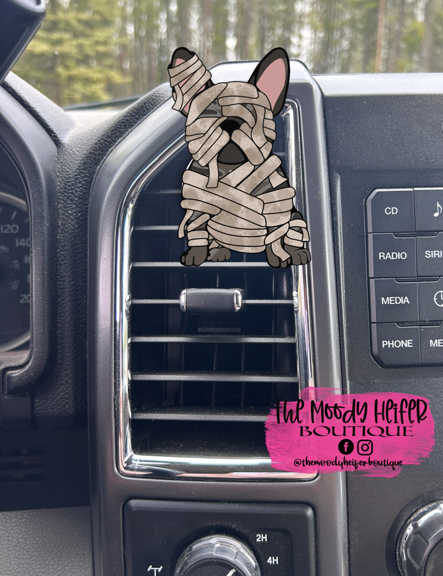 mummy frenchie vent.png