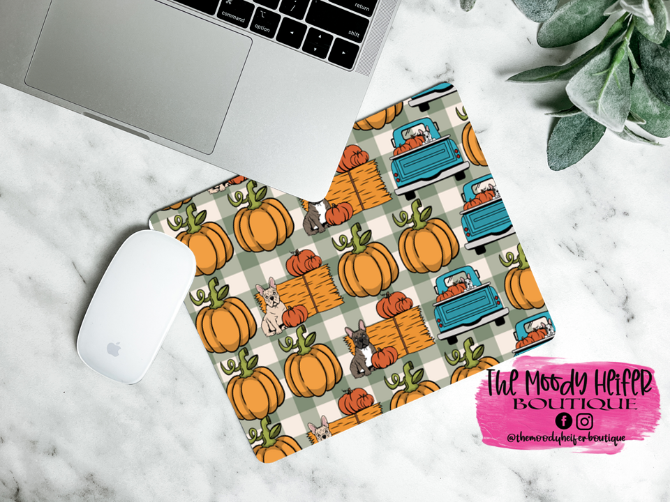 green plaid pumpkins frenchie mousepad.png