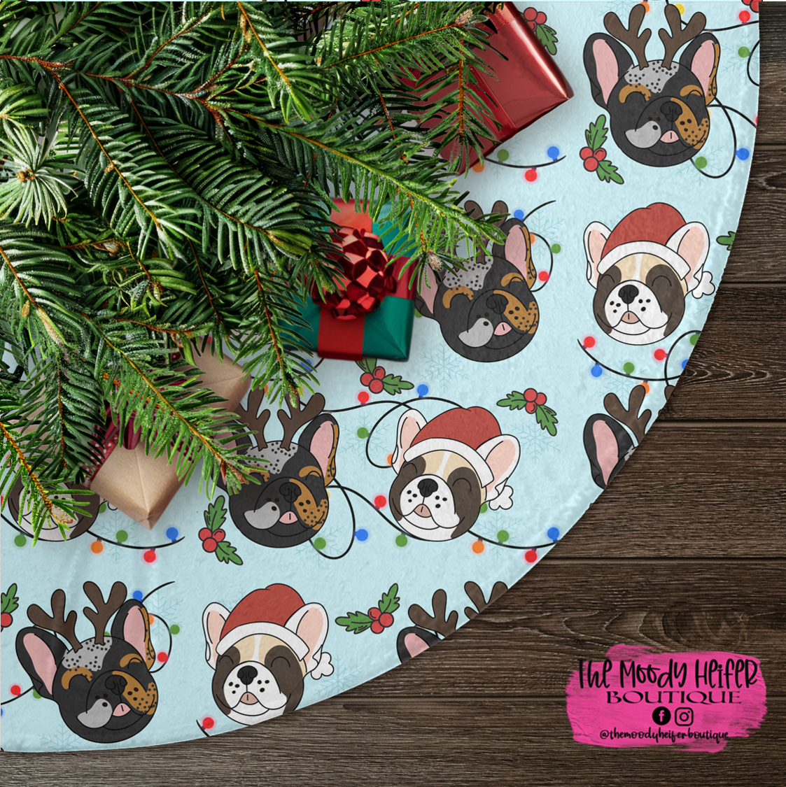 frenchie face christmas tree skirt.png
