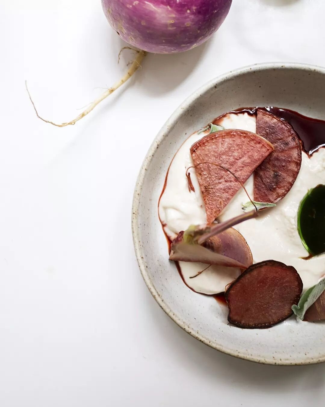 Growing roots has been on my mind lately. And changes. So I transformed some root vegetables in my quest for answers about life. 
🌿whole text here: https://www.redgreenery.com/blog/remains-of-the-day-s8n8g-53d9m 🌿
🍴Poached and seared turnip with w