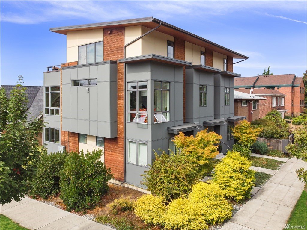 2703 Franklin Ave E, Seattle | $1,070,000