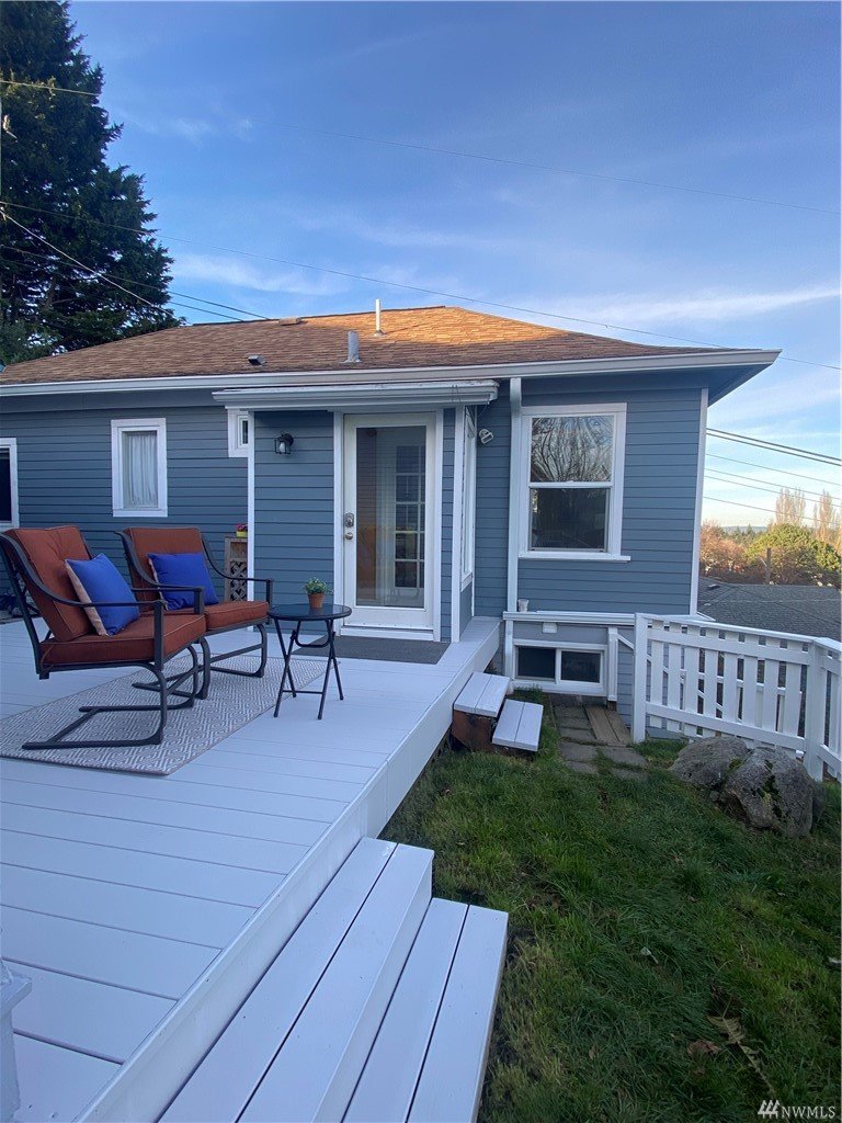 2448 E Valley St, Seattle | $710,000*
