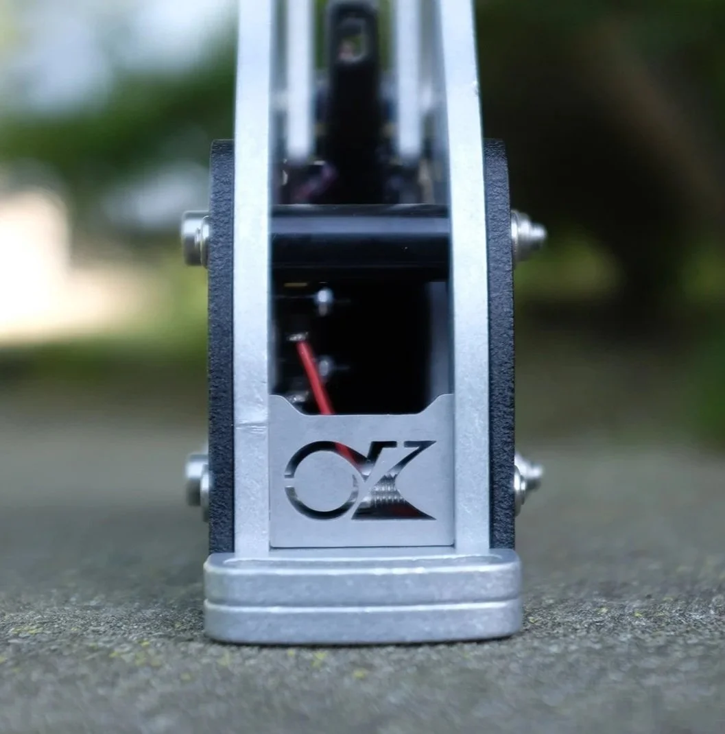 V3Tr+Front+Web.jpg