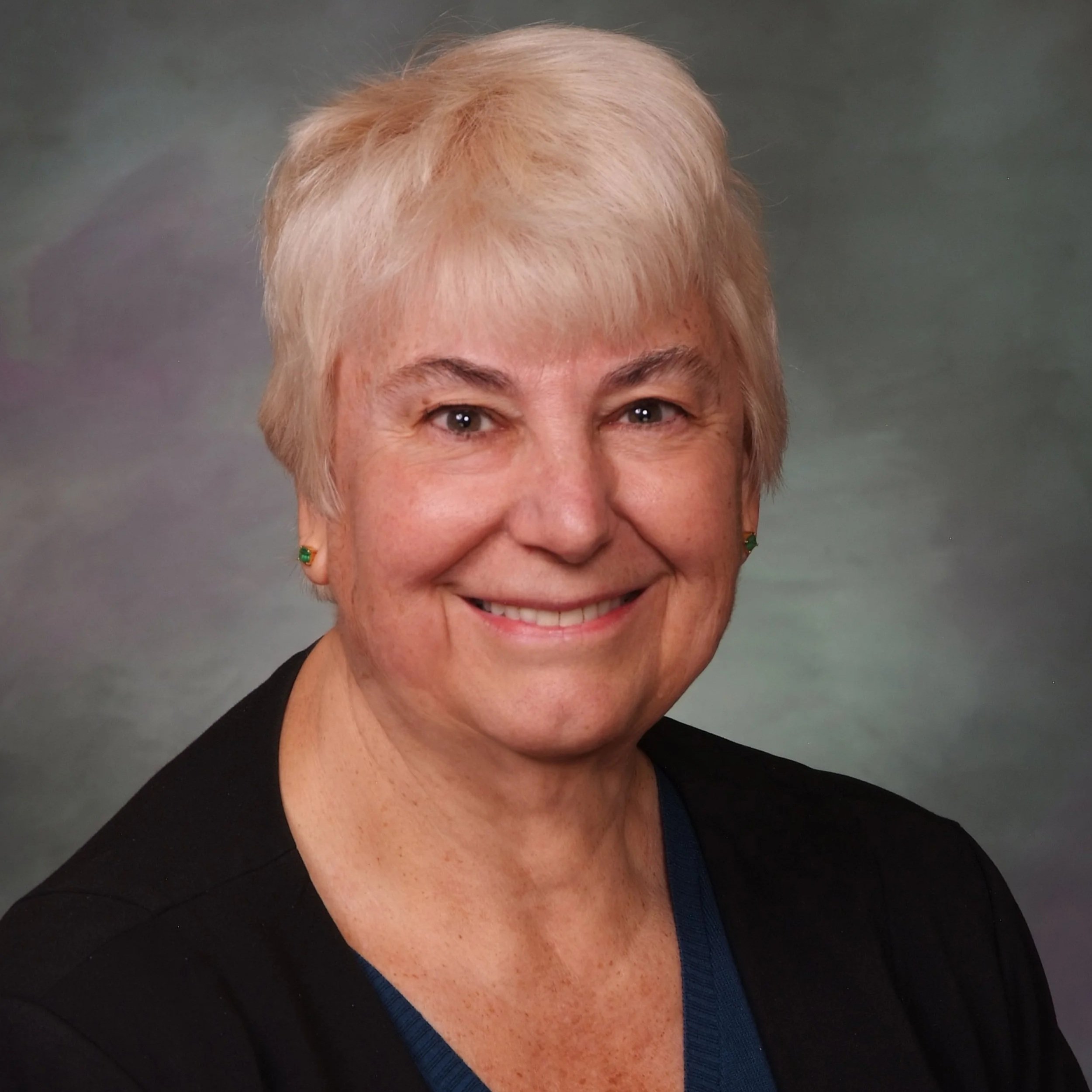 Senator Cathy Kipp headshot