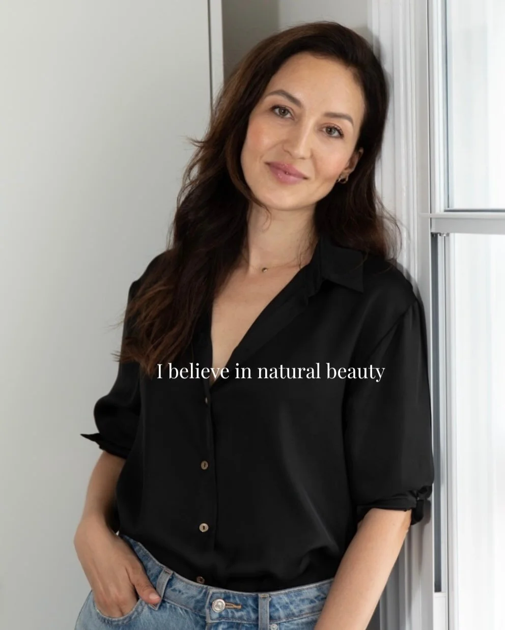 I believe in maintenance, in precision &amp; in consistency ✨

My approach has always been simple:
take care of the structure and release what the face is holding. When you understand fascia, lymph flow and muscular tension,
you don&rsquo;t need to o