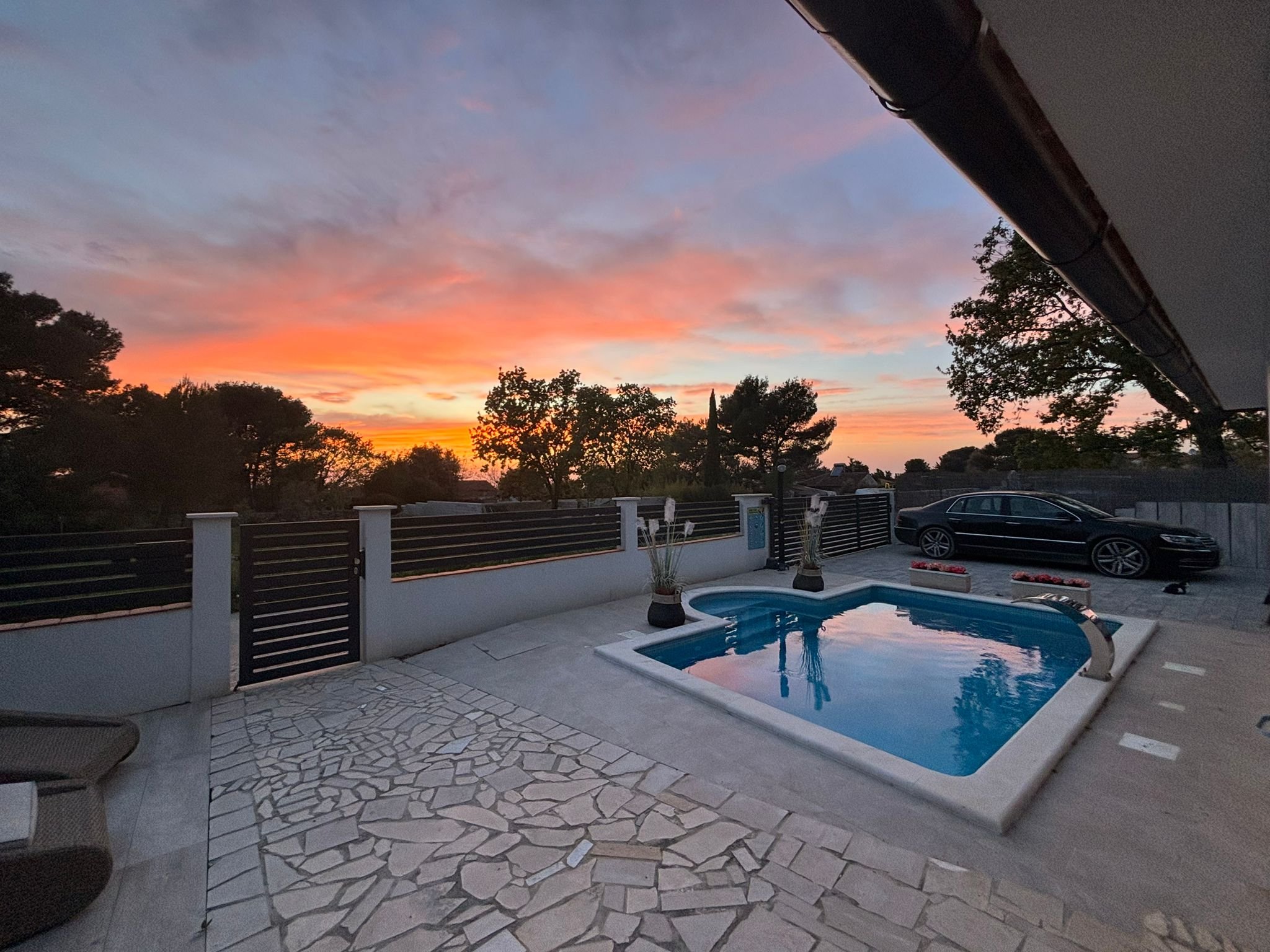 WhatsApp Image 2024-04-15 at 20.10.35 (1).jpeg