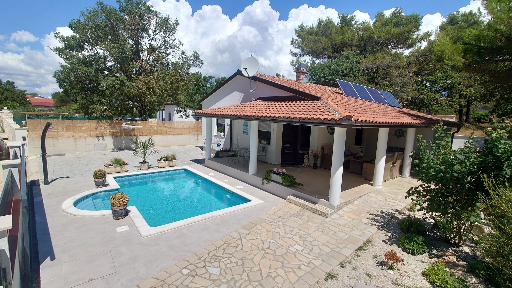 WhatsApp Image 2022-11-23 at 10.52.02 (4).jpeg